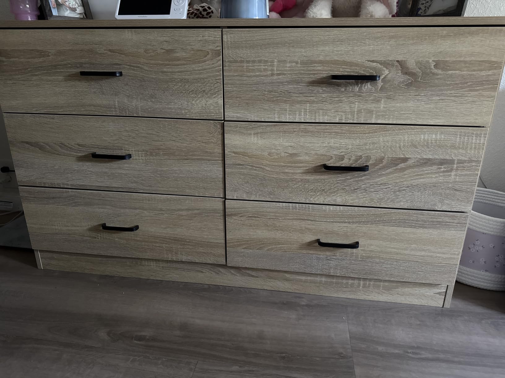 Bigbiglife Dresser for Bedroom, 6 Drawer Double Dresser, Modern Chest of Drawers with Deep Drawers, TV Stand Large Storage Organizer for Living Room, Closet (Light Oak) customer photo 1