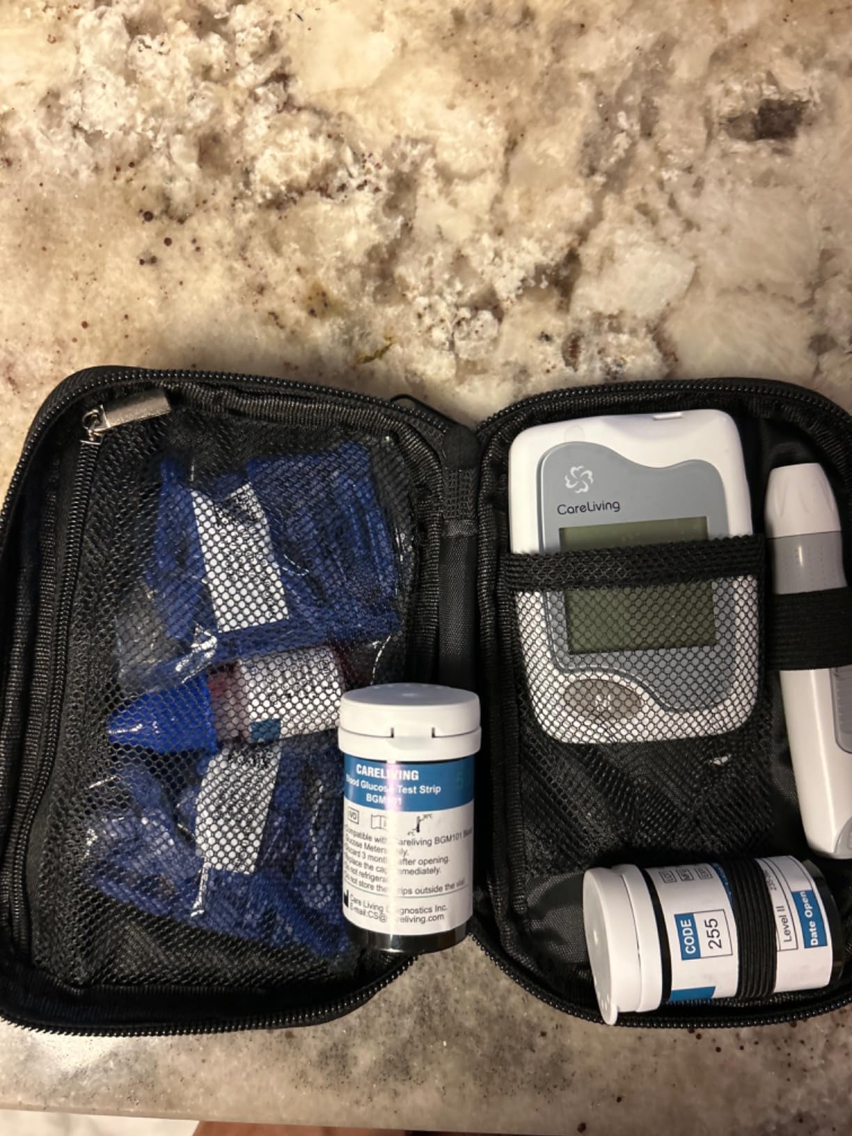 CareLiving BGM101 Blood Glucose Monitor Kit, 100 Test Strips, 100 Lancets, 1 Blood Glucose Meter, 1 Lancing Device, Diabetes Testing Kit, Portable Blood Sugar Test Kit, Glucometer Kit for Home customer photo 2