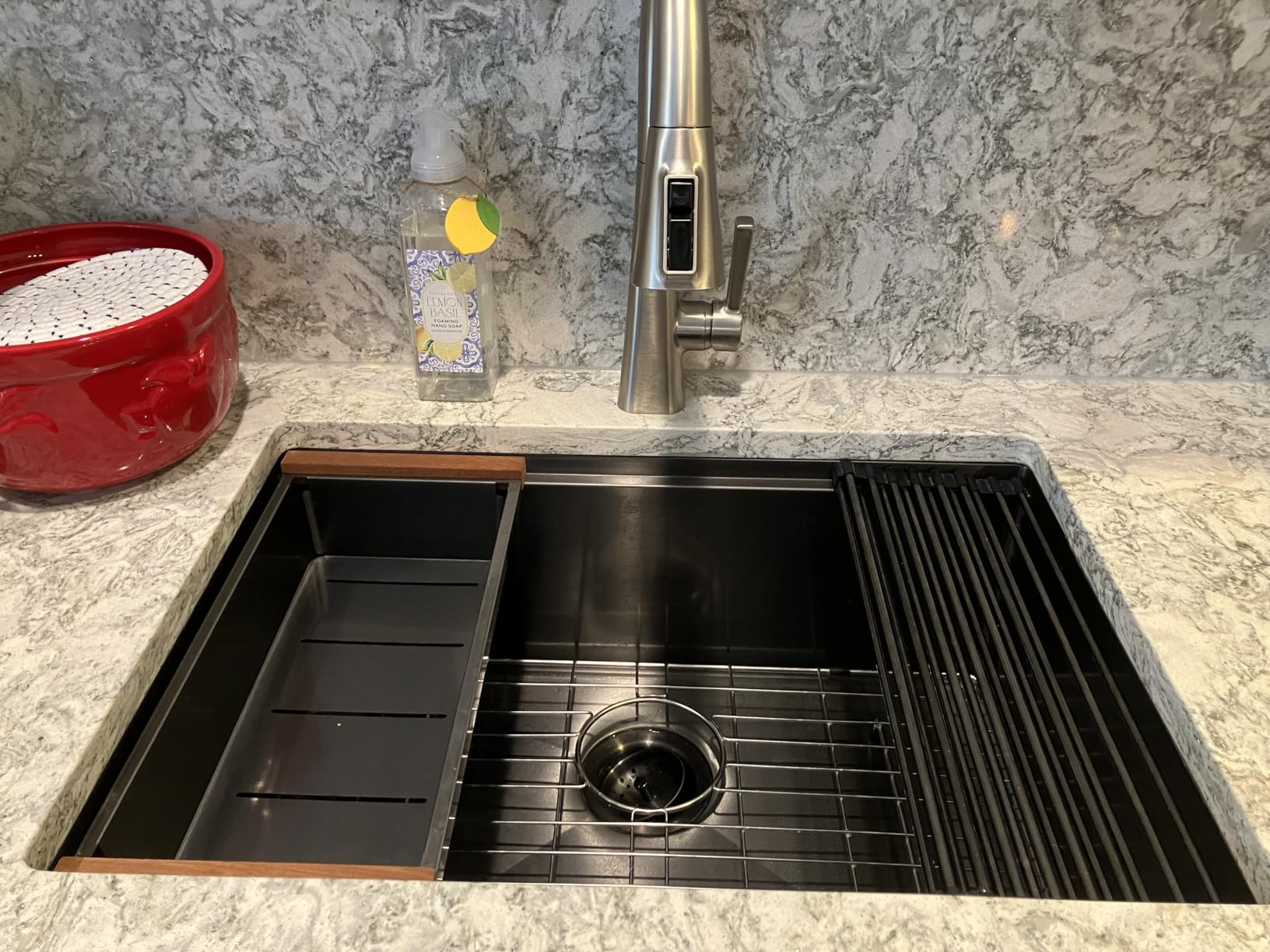 Sarlai 30 Kitchen Sink Stainless Steel Undermount Workstation Sink 30