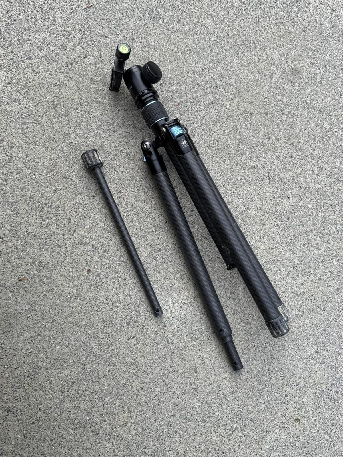 SIRUI Carbon Fiber Tripod Lightweight 2lbs with Panoramic Fluid Head, 59.8