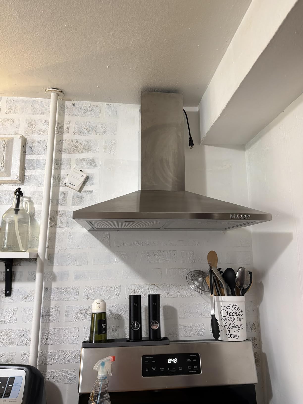 SNDOAS Range Hood 30 inch, Wall Mount Range Hood in Stainless Steel With Ducted/Ductless Convertible, Stove Vent Hood with Aluminum Filters, 3 Speed Exhaust Fan, LED Light, Button Control customer photo 2