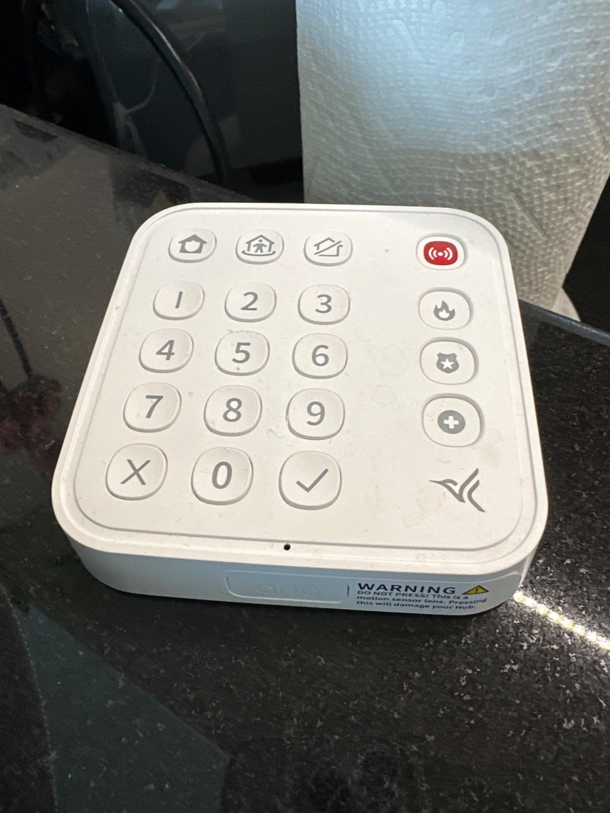 Arlo Home Security System - Alarm System with Wired Keypad Sensor Hub, 5 8-in-1 Sensors & Yard Sign - No Contract Required - DIY Installation - White, SS1501 customer photo 1