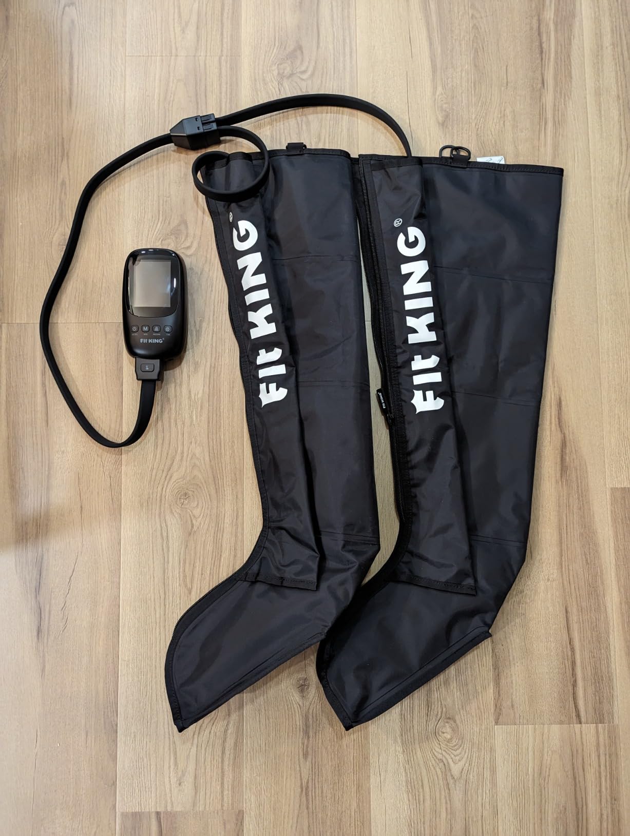 FIT KING Air Compression Recovery System, Full Leg Massager Boots (Large) customer photo 1