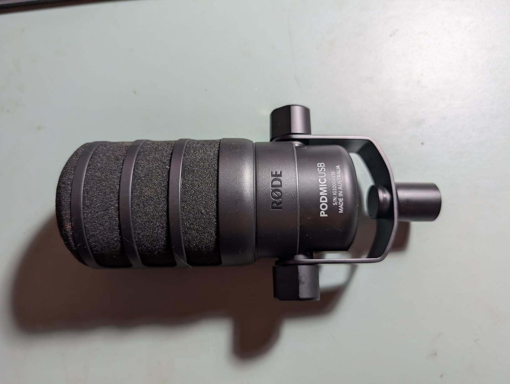 RØDE PodMic USB Dynamic Broadcast Microphone, XLR + USB-C customer photo 1