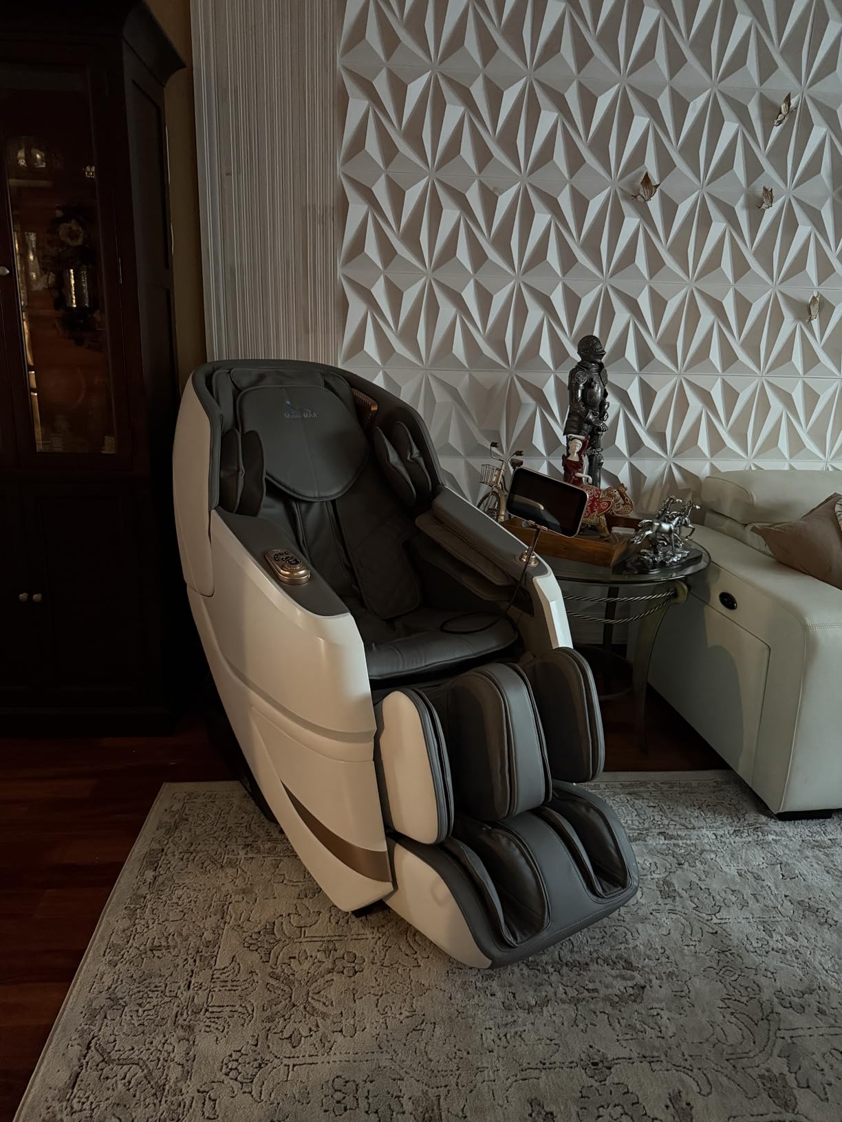 MassaMAX 2026 4D Massage Chair, Full Body Recliner with OTA Cloud Tech, Deep Yoga Stretch, 27 Auto Modes, 55