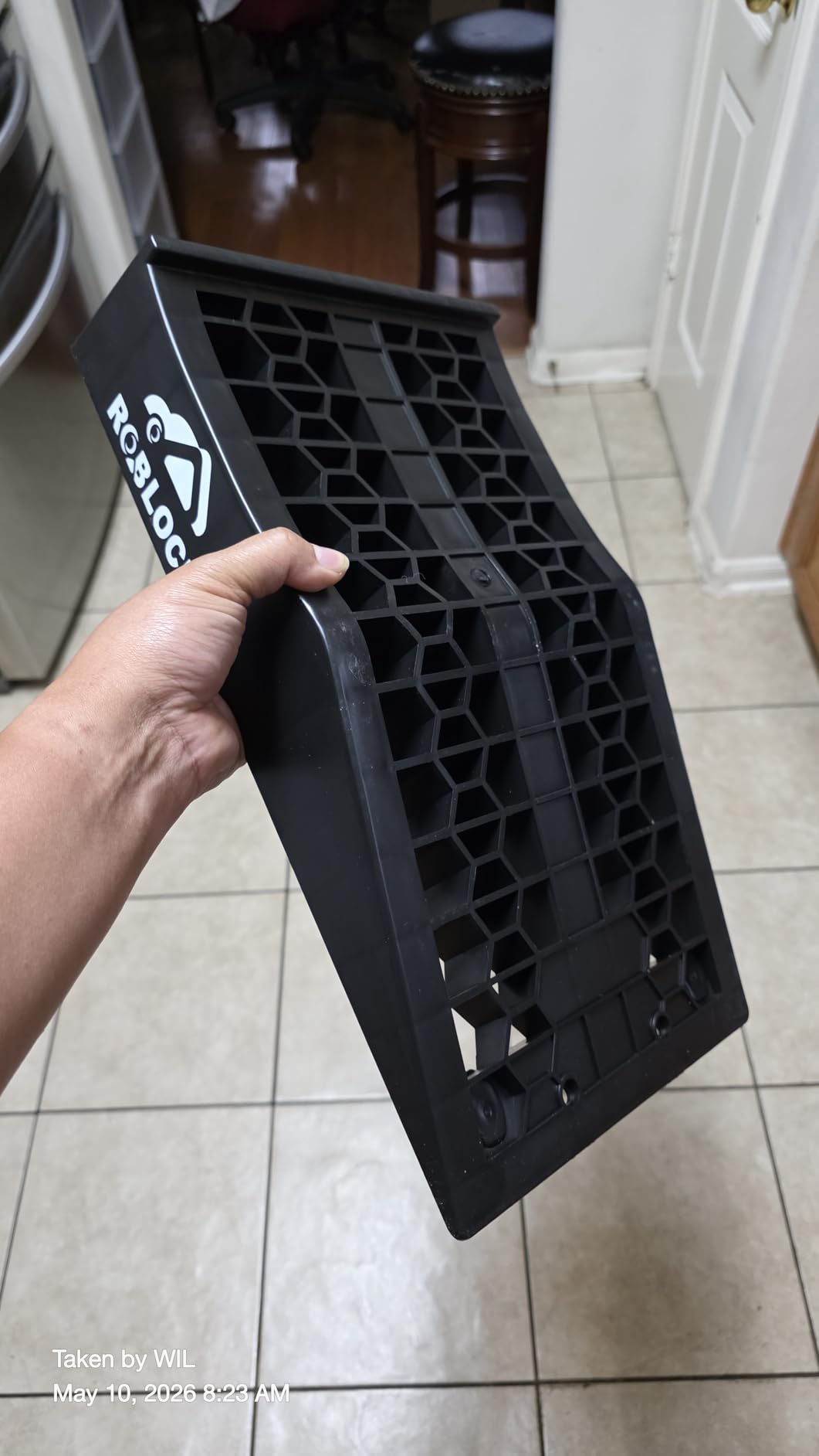 ROBLOCK Car Ramps for Lift and Vehicle Maintenance, Portable Low Profile Car Ramps, 2.6