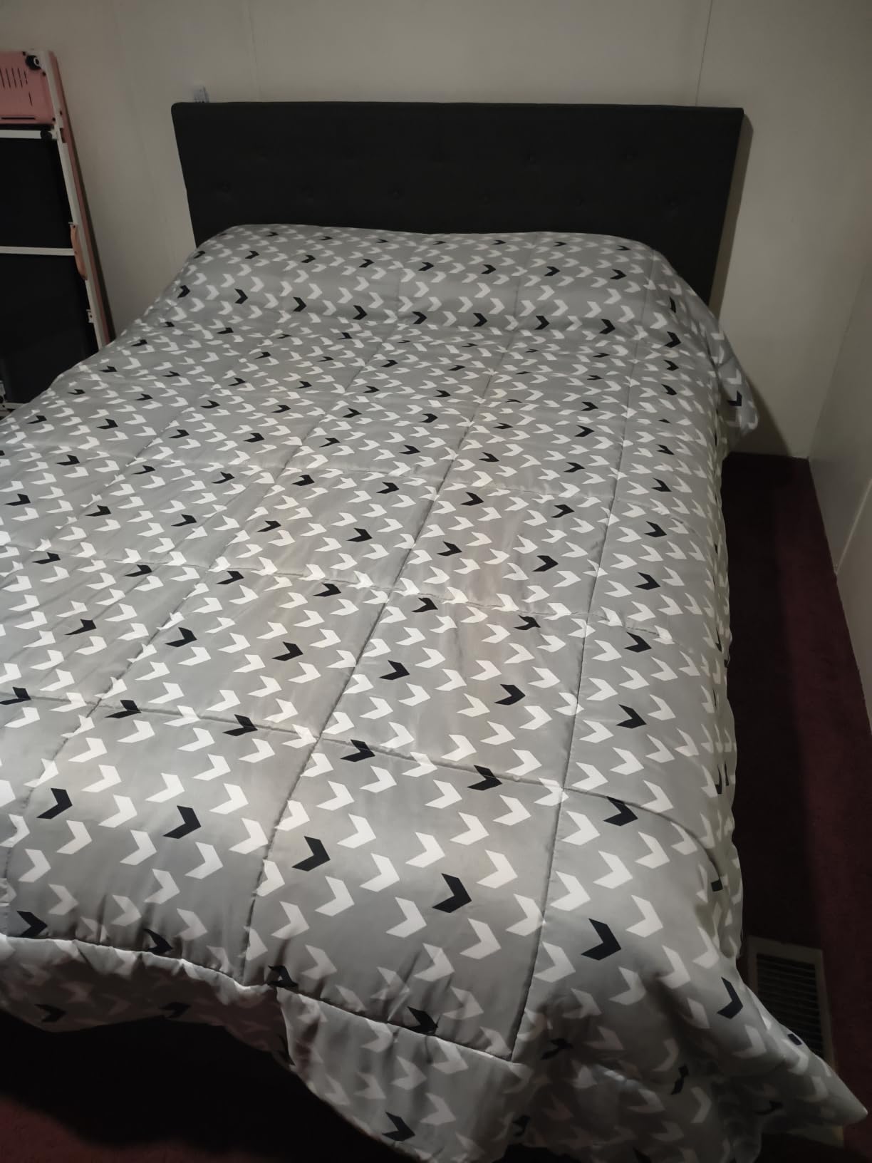 Allewie Queen Size Storage Bed Frame with 4 Underbed Drawers, Light Grey customer photo 2