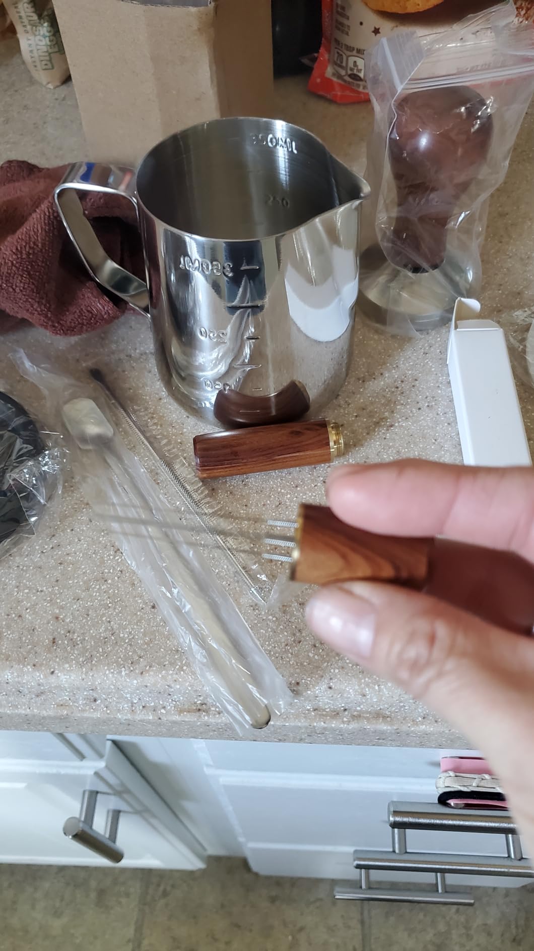 Y-Step 23 PCS Coffee Tamper Set, Espresso Accessories Kit Barista Kit, with Espresso Tamper 51mm, Coffee Stirrer, Frothing Pitcher, Tamper Mat, Latte Art Pen, Sandalwood Tamper for Espresso Machine customer photo 1
