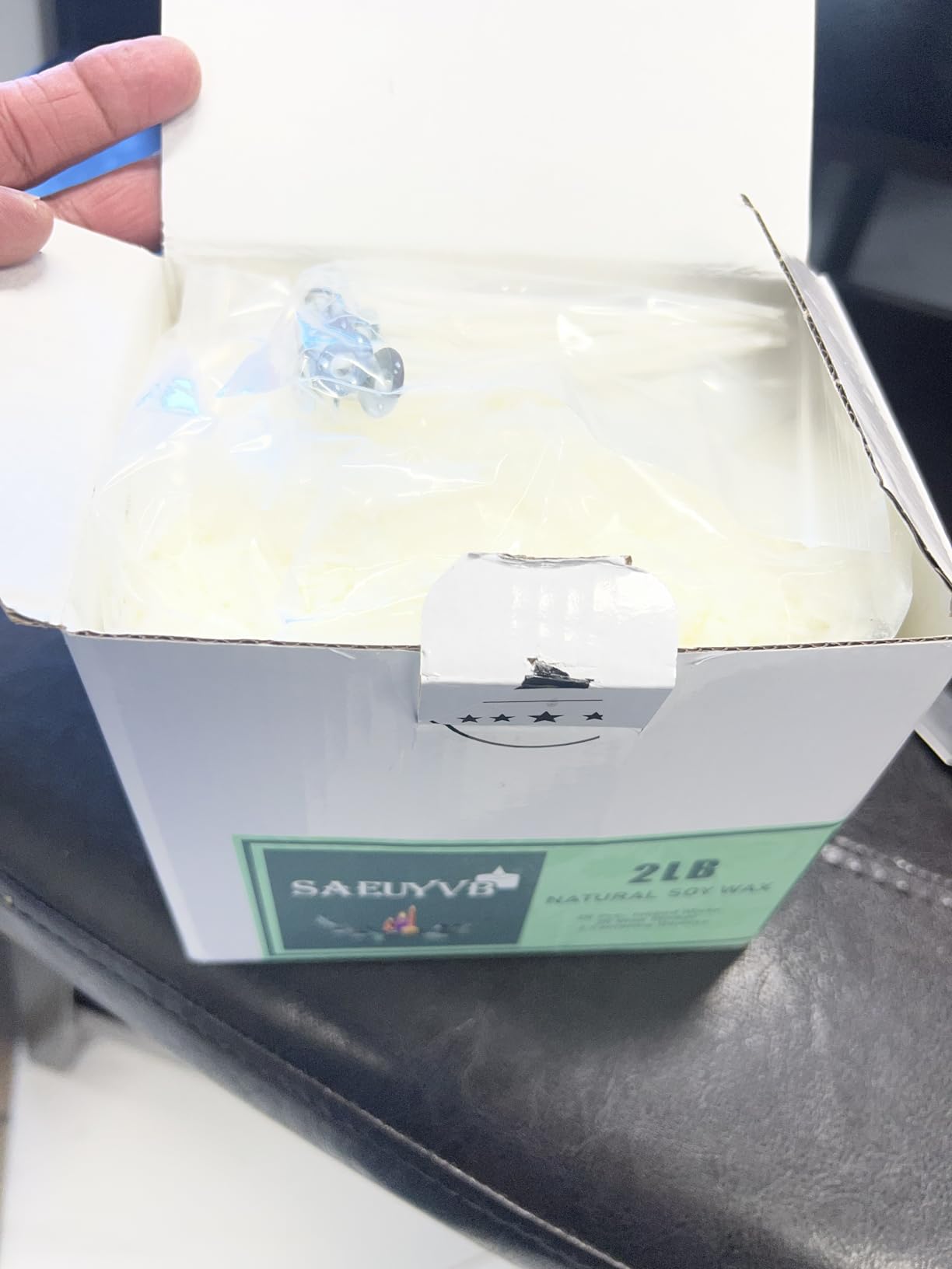 SAEUYVB 5 lbs Soy Candle Wax for Candle Making,Natural Soy Wax Flakes customer photo 1