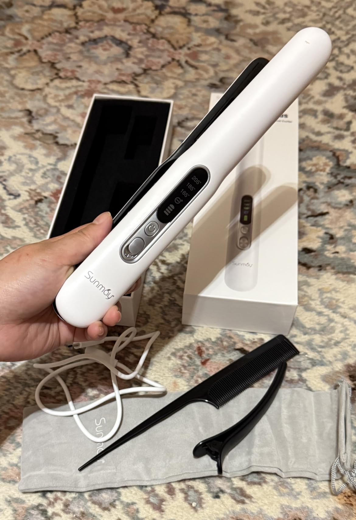 SUNMAY Cordless Hair Straightener, Titanium Portable Straightener for Travel, Dual Voltage Cordless Flat Iron Hair Straightener 2 in 1 with Comb & Clip for Women, Heat-up in Seconds, USB-C Fast Charge customer photo 2