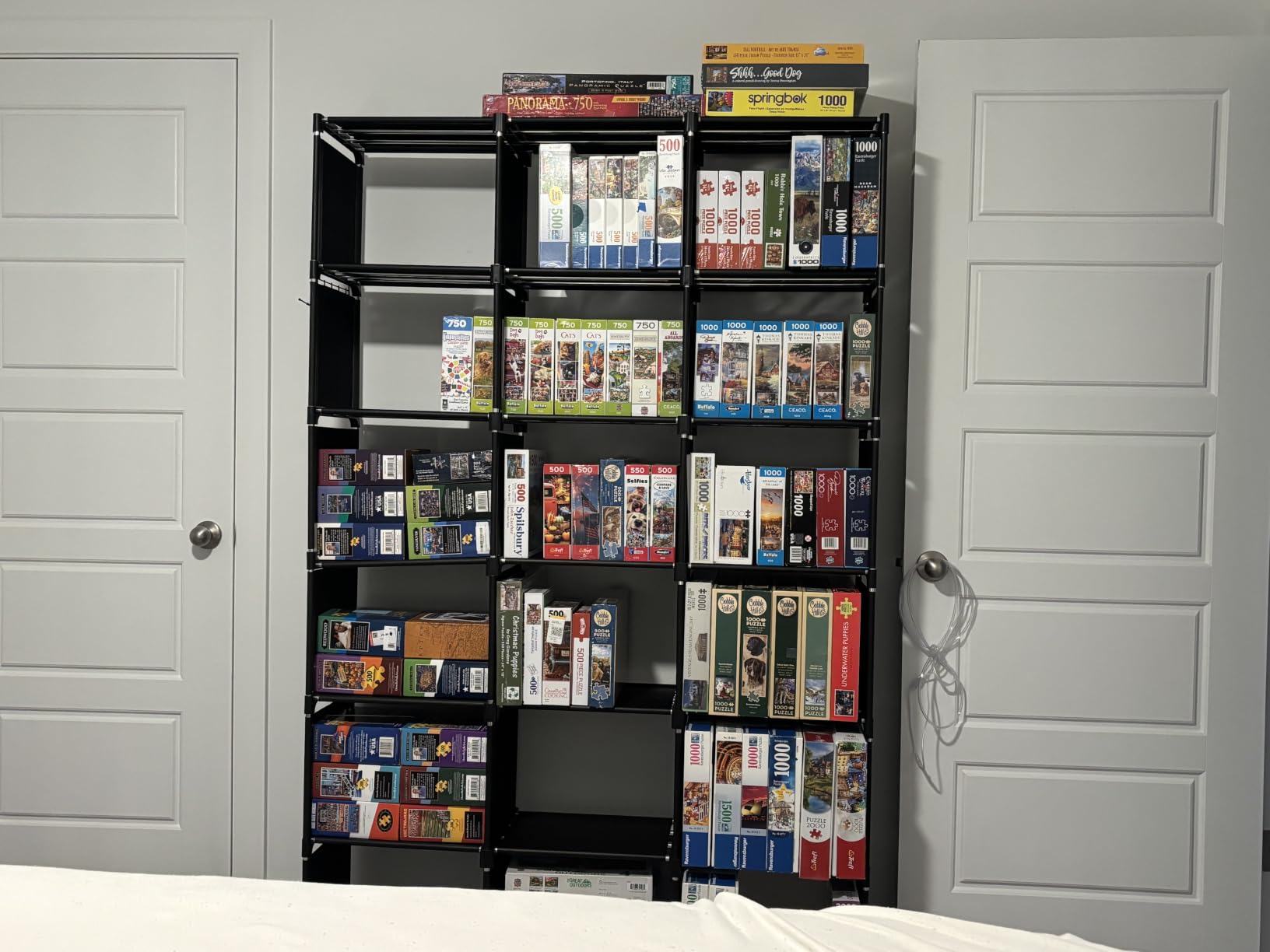 Mavivegue Bookcase, 18-Cube Extra Large Book Shelf, DIY Cube Storage Organizer for Bedroom, Living Room, Home Office - Black customer photo 2