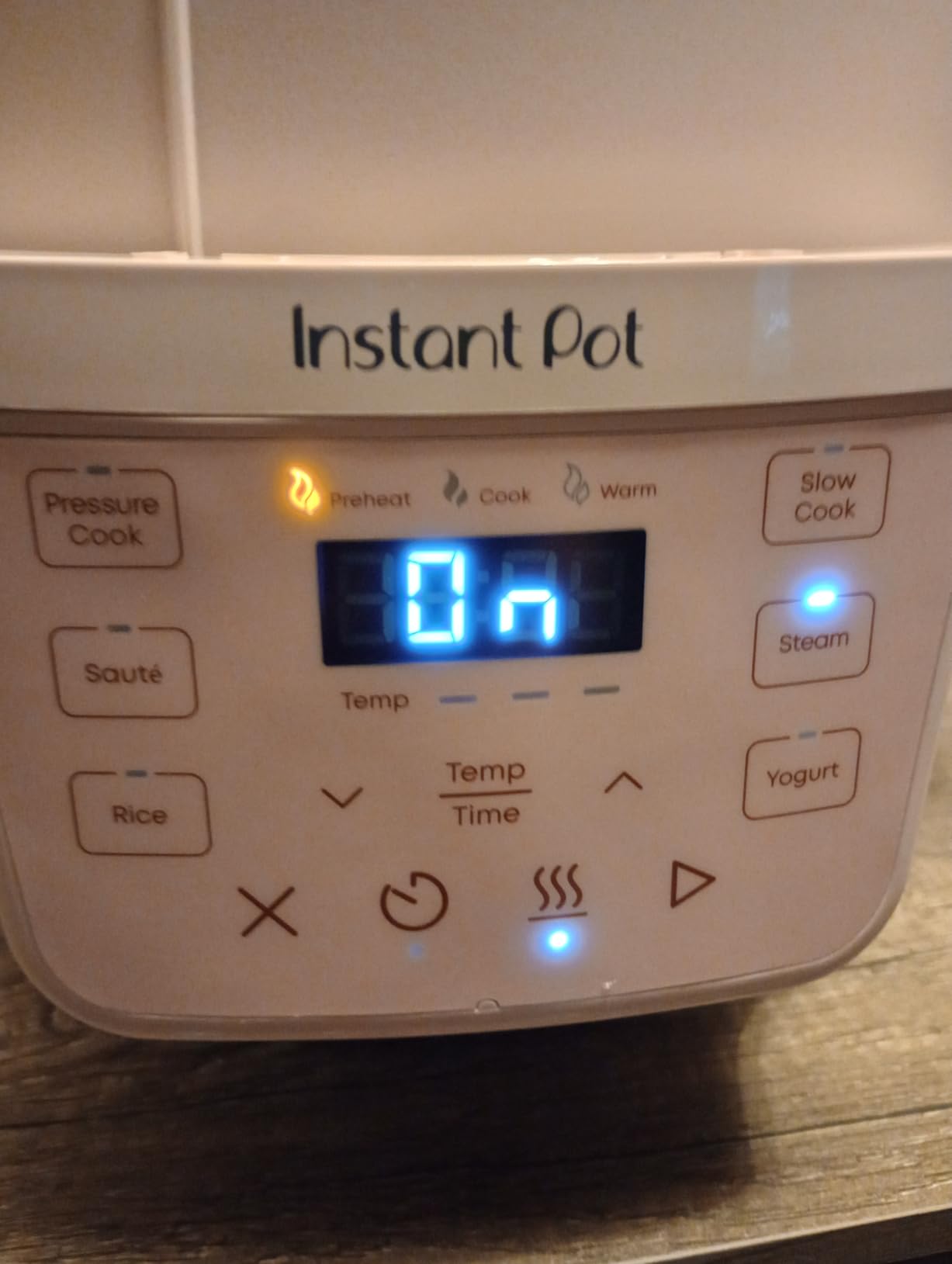 Instant Pot 7.5QT RIO Wide, 7-in-1 Electric Multi-Cooker, Pressure Cooker, Slow Cook, Rice, Steamer, Saute, Yogurt & Warmer, Wide Base, Large Searing Base, WhisperQuiet Steam Release customer photo 1