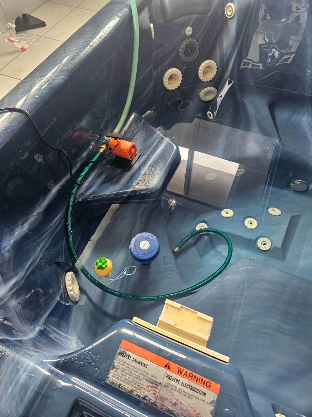VEVOR Cast Iron Water Transfer Pump, 115V AC, 1600 GPH 1/2HP, Portable customer photo 2