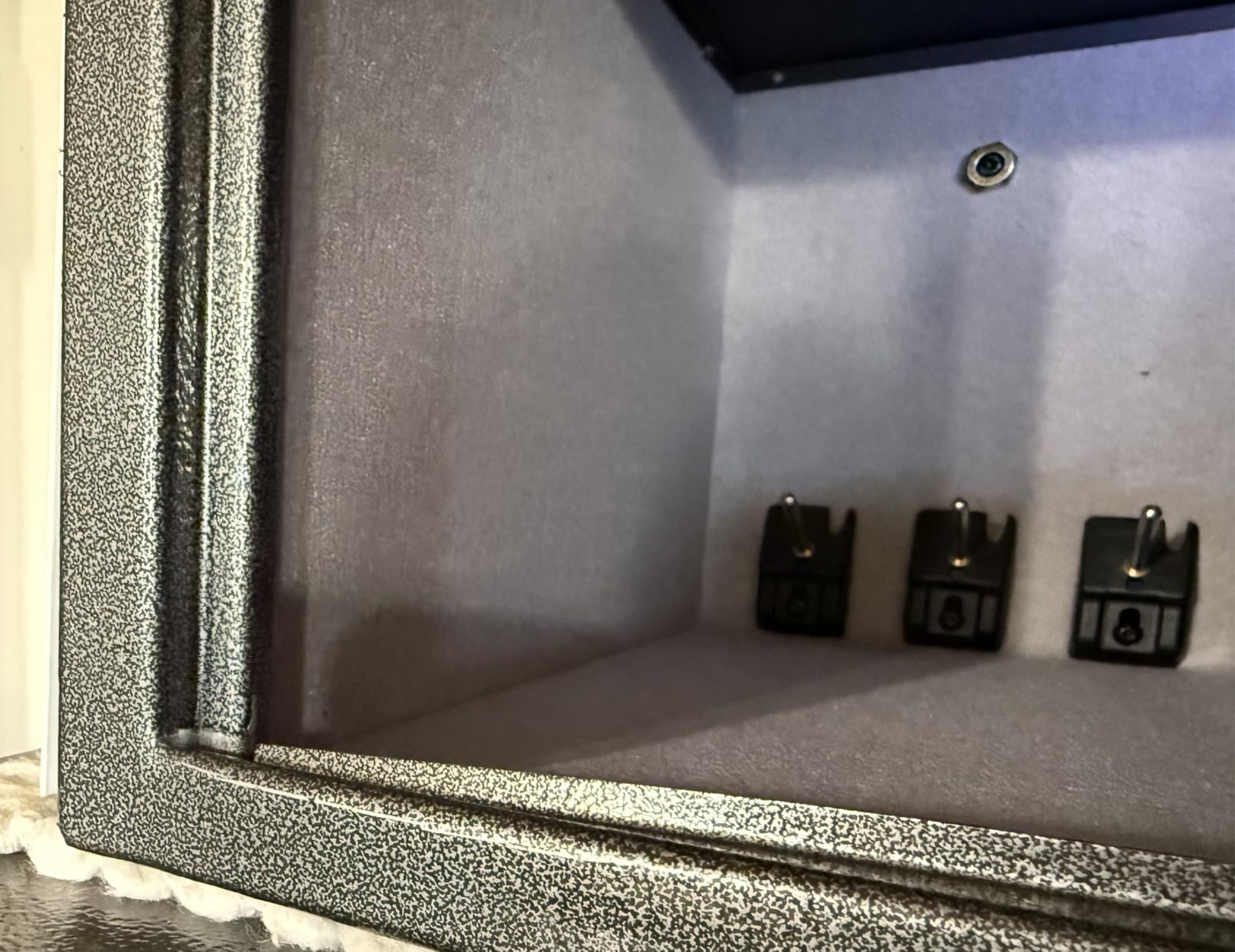 Billconch Smart Gun Safe for Multiple Pistols - Automatic Lock Safe Box customer photo 2