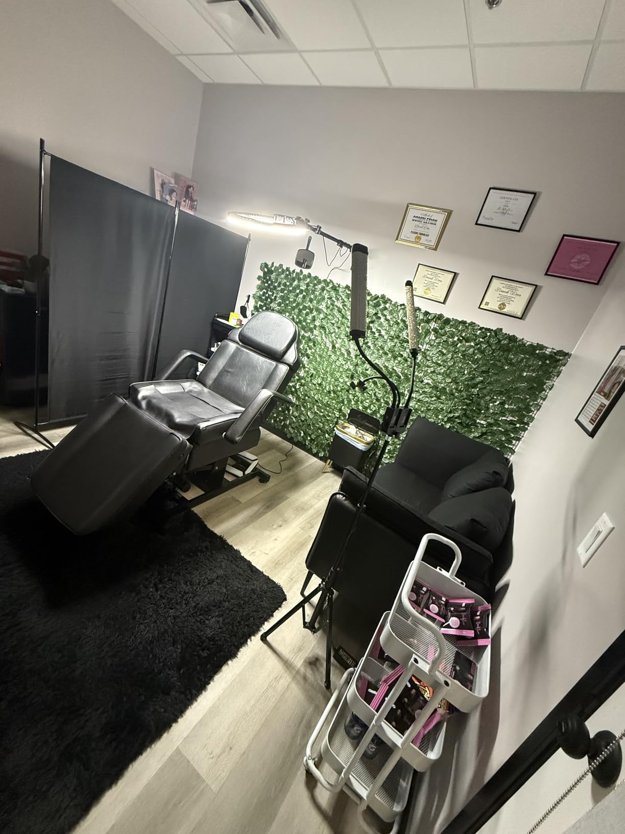 BarberPub 3-Motor Electric Tattoo Chair Salon Massage Facial Bed White 2751 customer photo 2