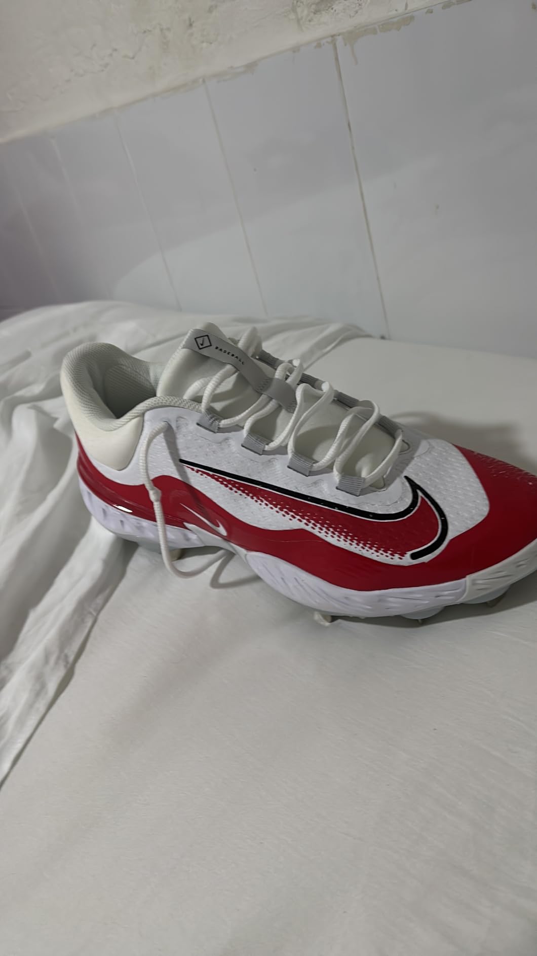 Nike Men's Alpha Huarache Elite 4 Baseball Cleats customer photo 2