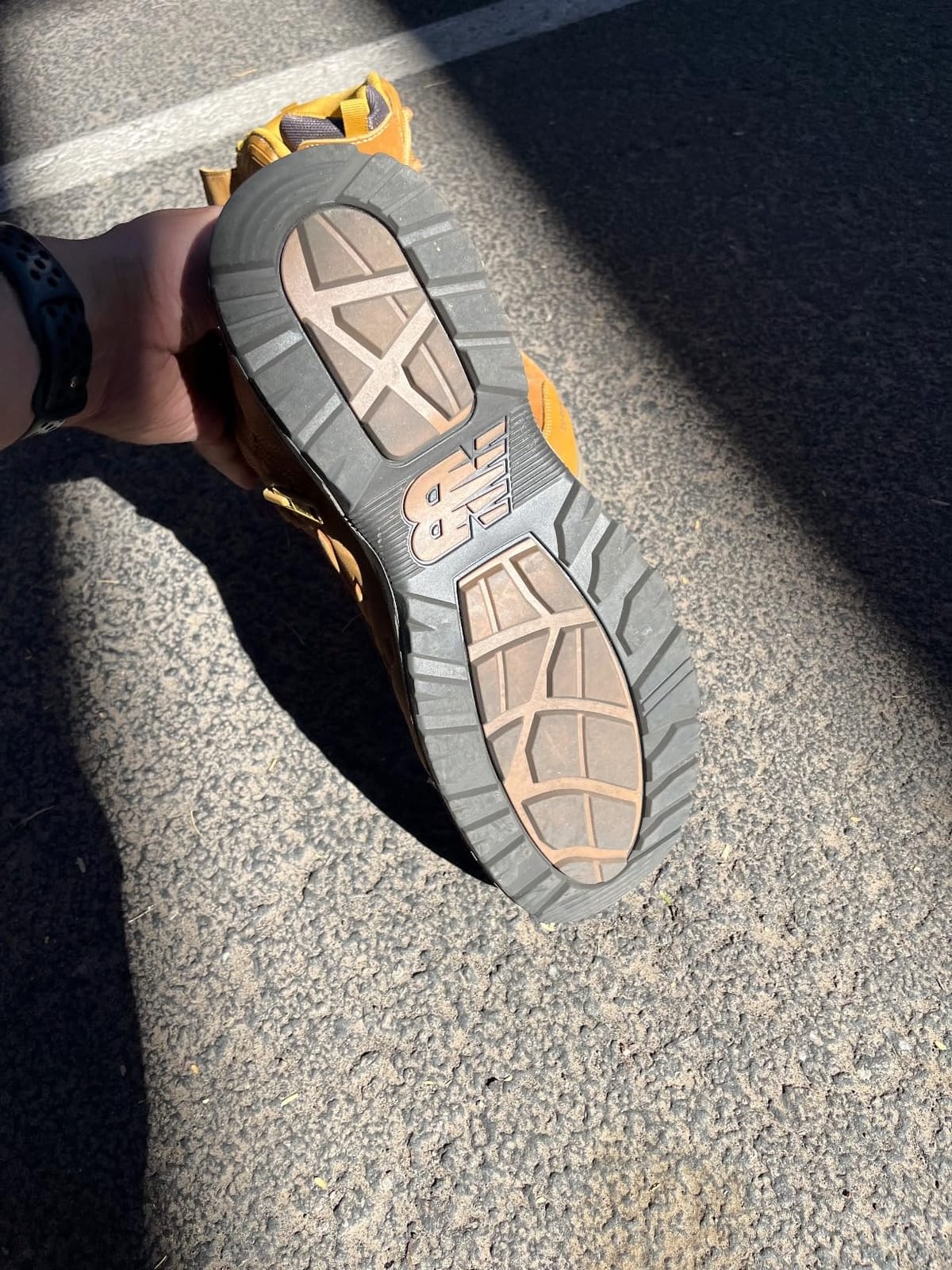 New Balance Men's Work & Safety Calibre Comp Toe EH PR SR customer photo 2