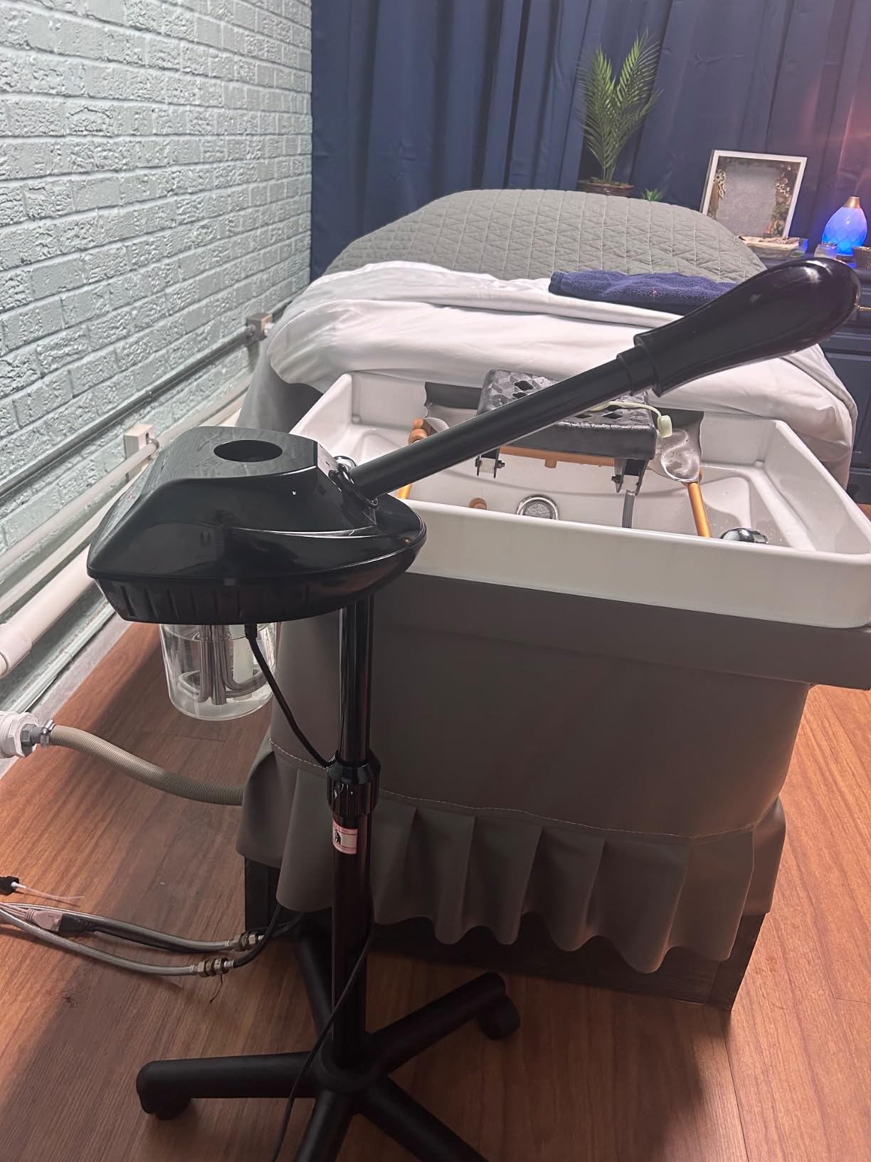 Retain Time Adjustable Height Facial Steamer for Home & Beauty Salon | Rollable Facial Steamer with Powerful Steam Output, Adjustable Height Face Steamer customer photo 1