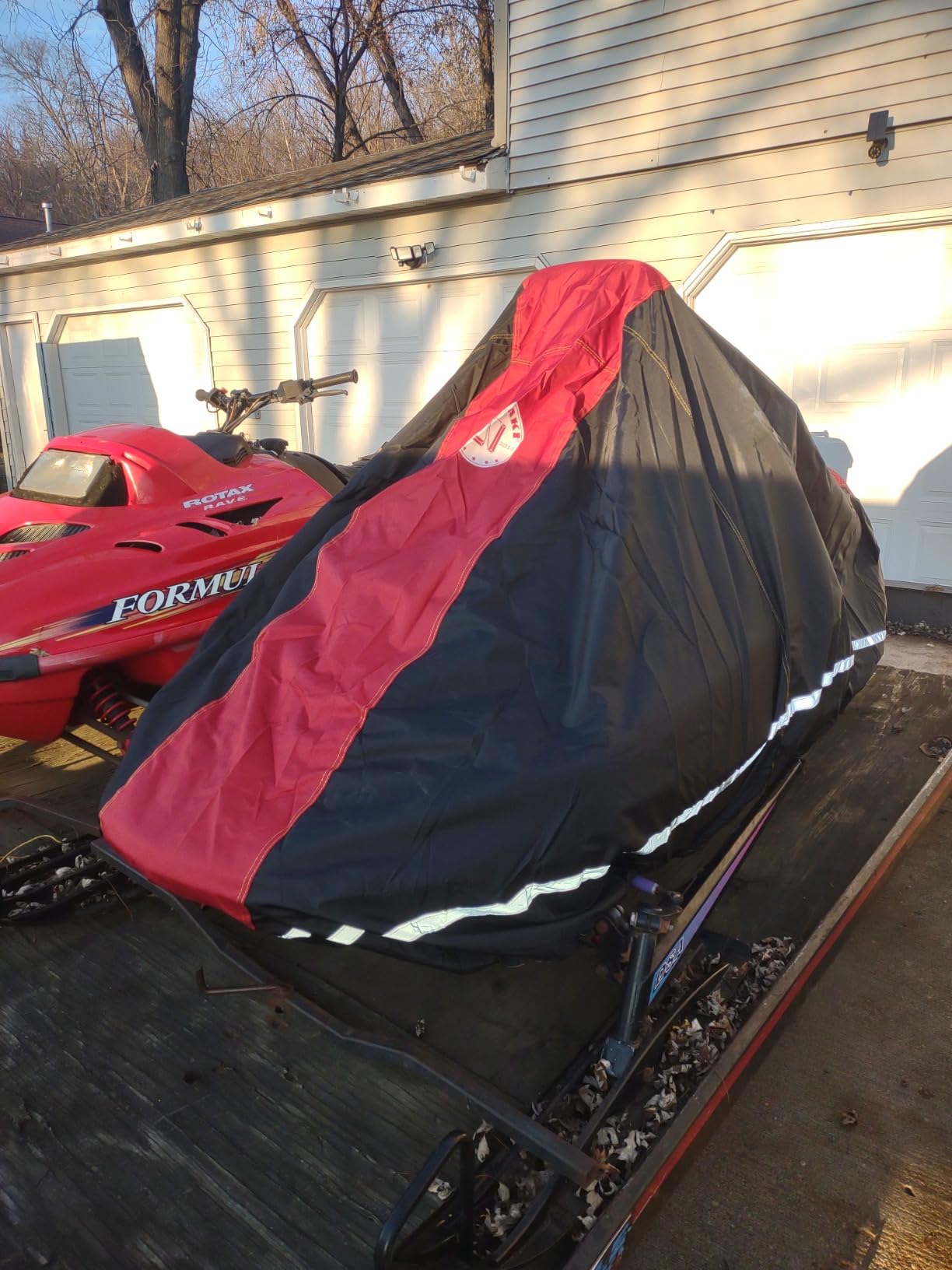 LIBZAKI Snowmobile Cover Waterproof Sled Ski Cover 600D Heavy Duty Oxford Fabric Freeze-Resistant Down to -40°F Compatible with Polaris,Ski-Doo,Arctic Cat,Yamaha,Lynx,Camso,CFMOTO 106