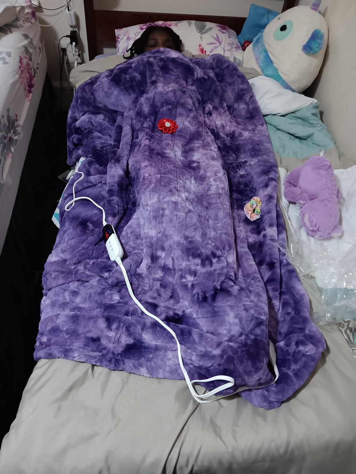 MAXEVE Electric Heated Throw Faux Rabbit Fur Blanket 8 Heating Levels customer photo 1