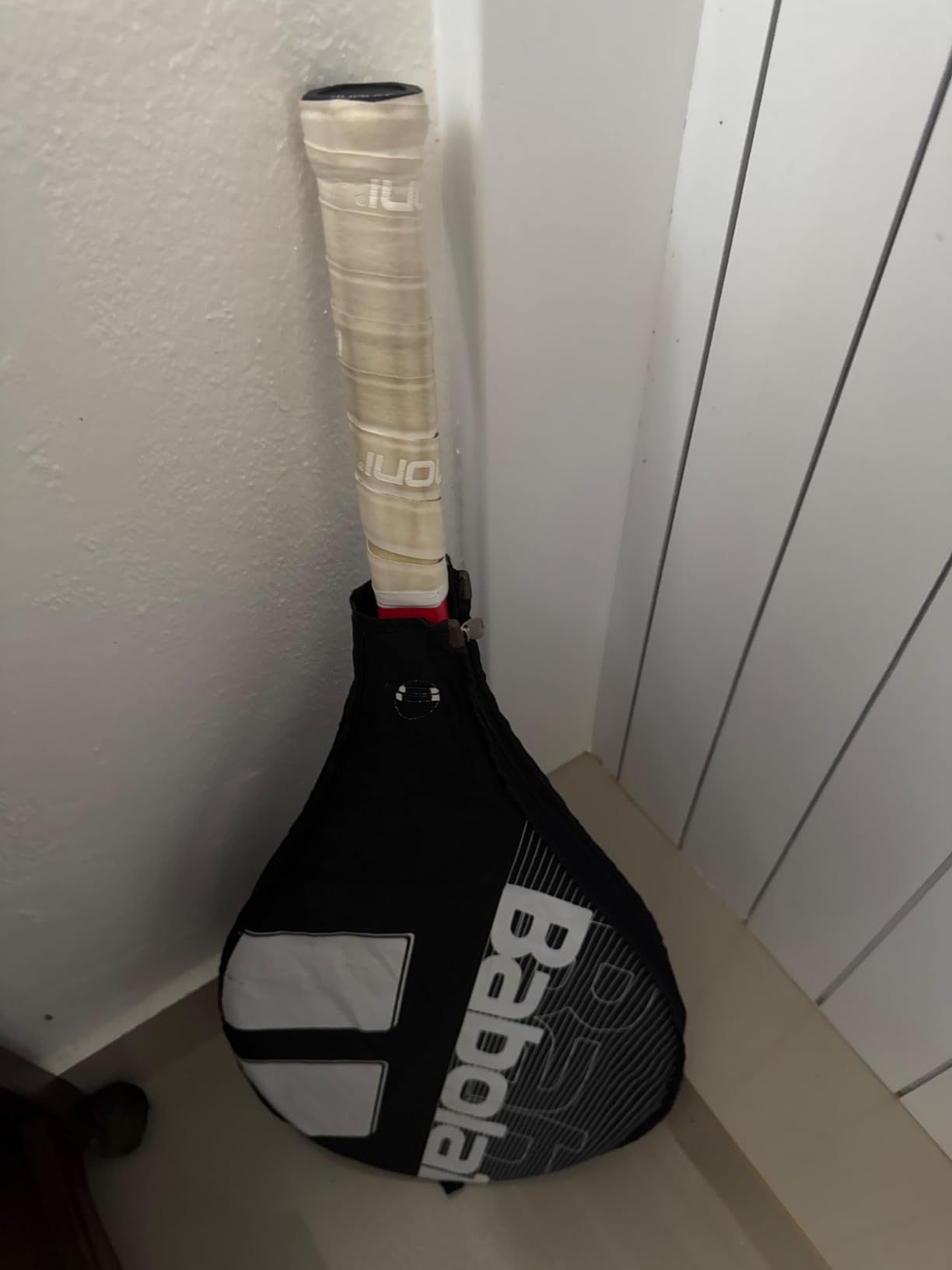 Tennis Rackets for Adults, Pre-Strung 27 Inch Tennis Racquets-2 Player Tennis Racket Set with 3 Balls,2 Grips, 2 Vibration Dampers customer photo 2