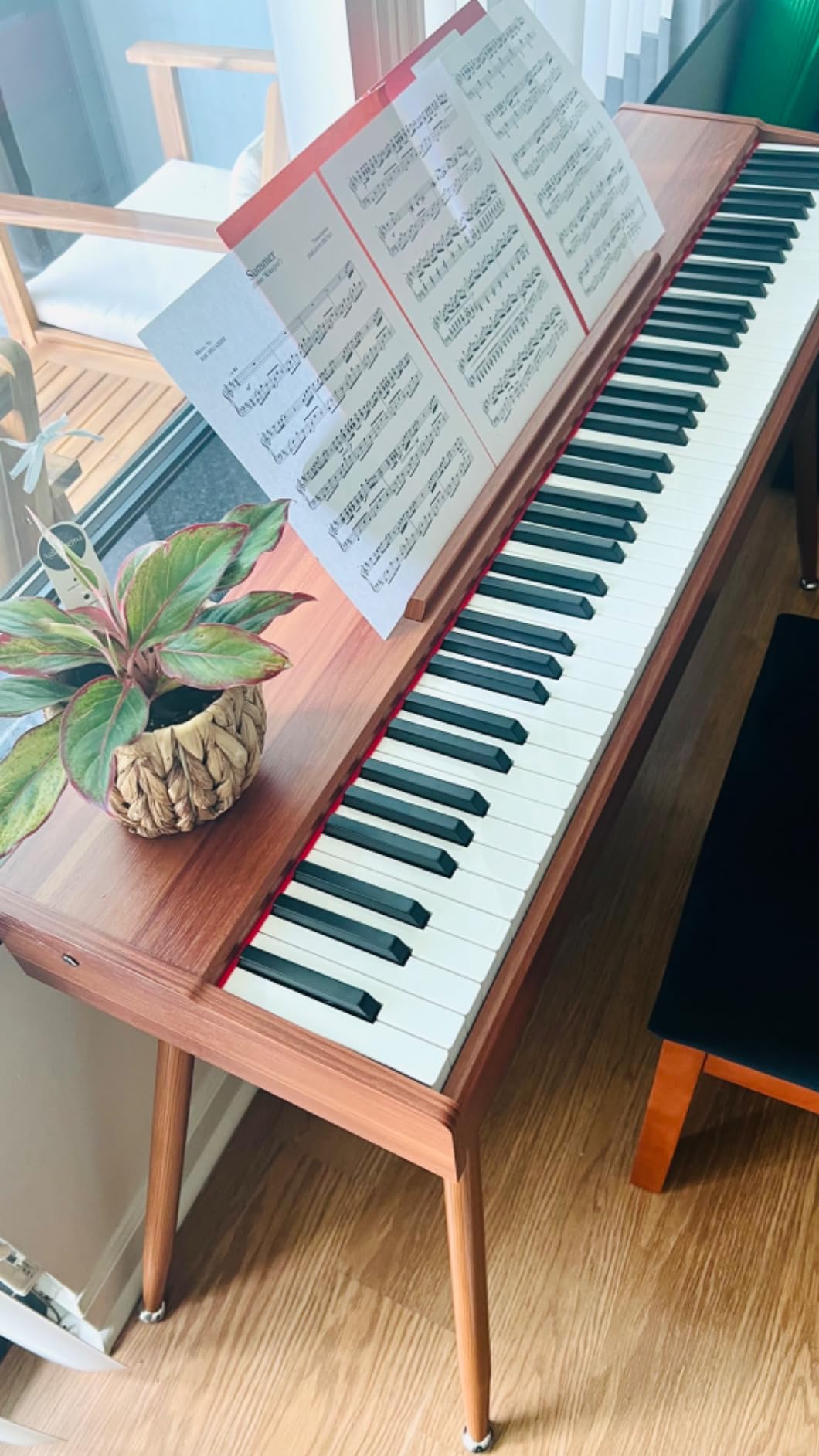 Donner DDP-80 Electric Piano 88 Keys Weighted Piano, Hammer Mechanism II, Home Digital Pianos Full Size Keyboard with Stand, Triple Pedal, USB MIDI and Headphone Jack, Walnut Wood Colour customer photo 1