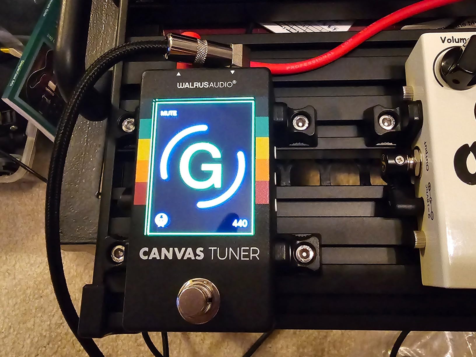 Walrus Audio Guitar and Bass Strobe Tuner Guitar Pedal with Backlight LCD (900-1083) customer photo 2