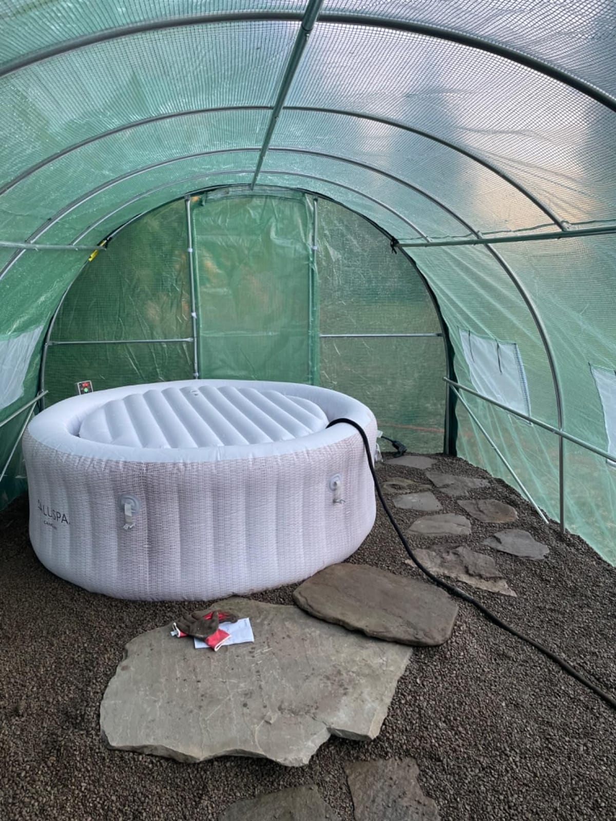 Bestway SaluSpa Cancun Energy-Efficient 2-4 Person Inflatable Hot Tub customer photo 2