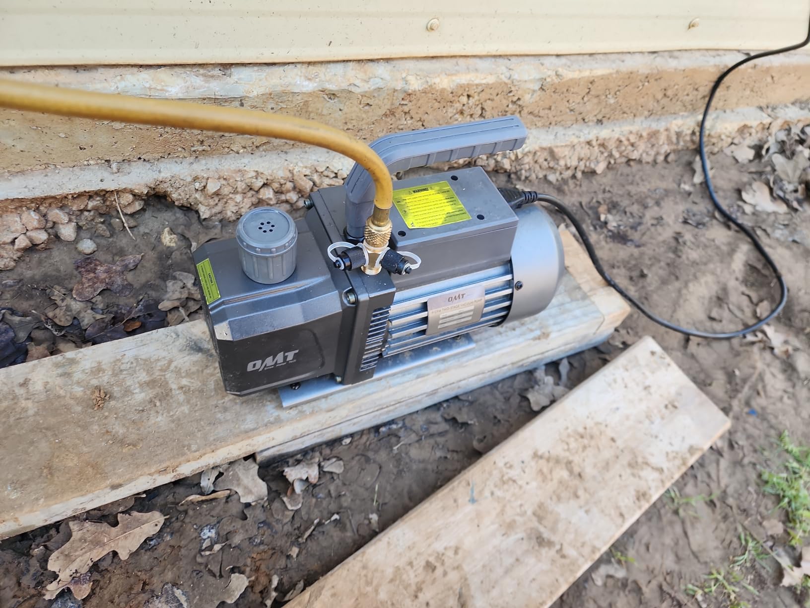 OMT 9 CFM 2 Stage Rotary Vane Vacuum Pump for R12 R22 R134a R410a customer photo 2