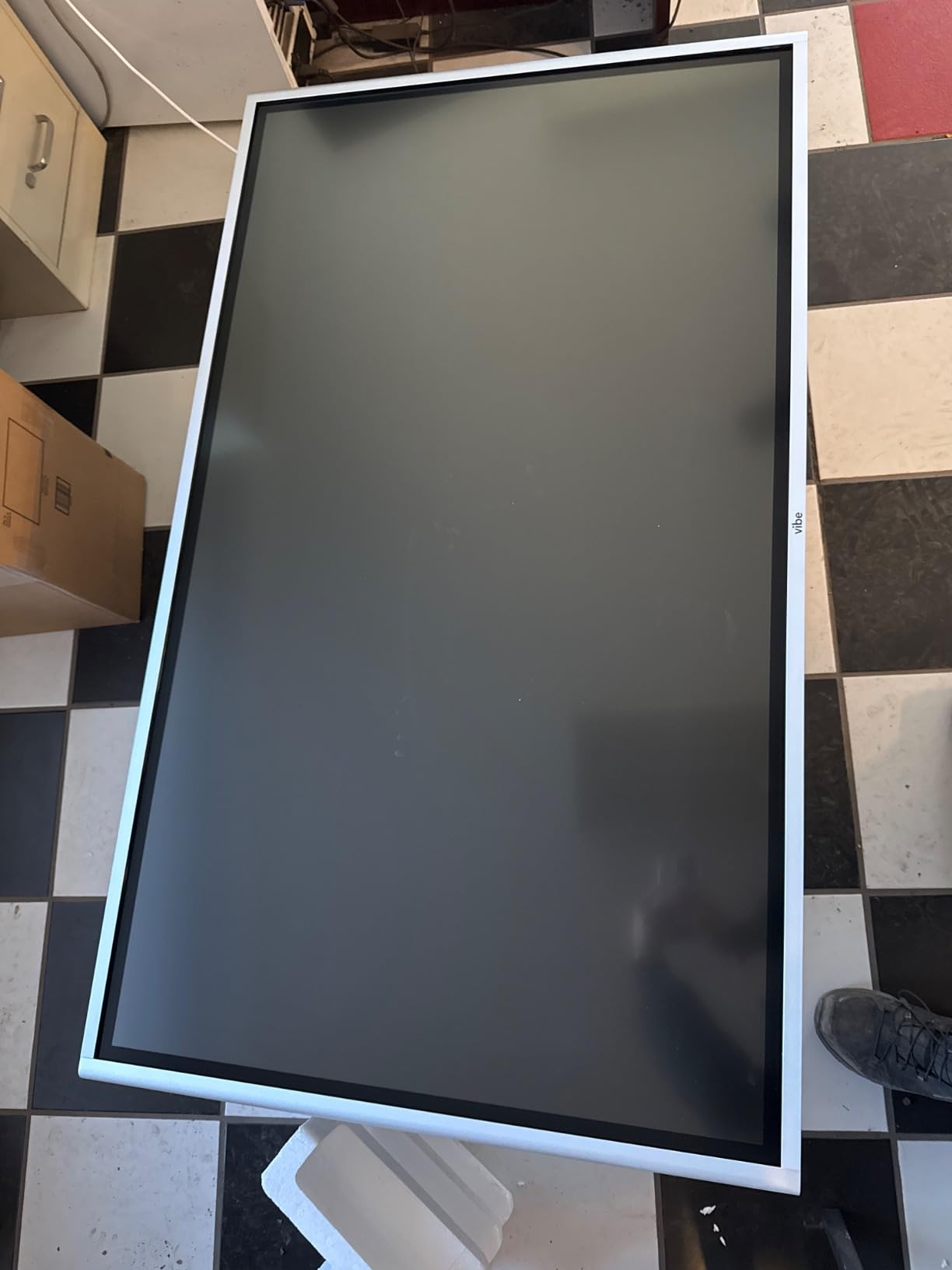 Vibe S1 55 Inch All-in-One Smart Board, 250+Apps, 4K UHD, Conference Device customer photo 1