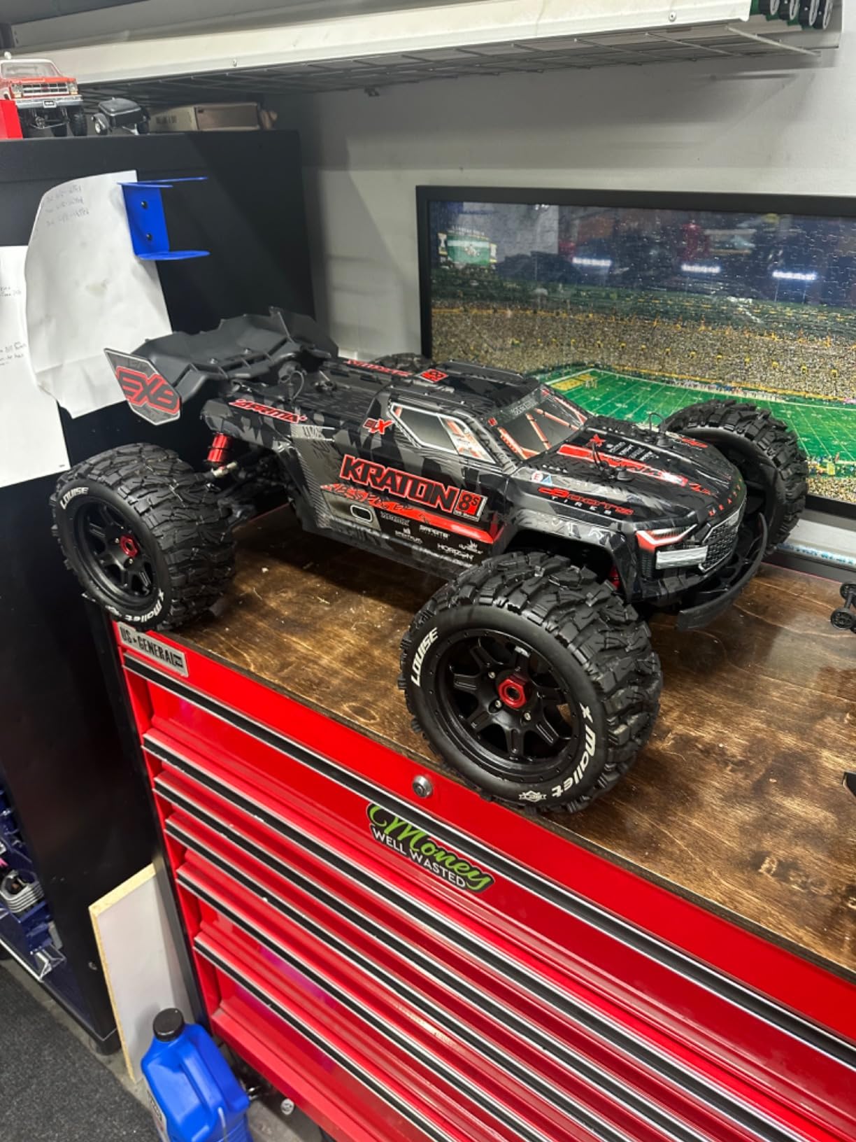 ARRMA RC Truck KRATON 4X4 8S BLX 1/5 Speed Monster Truck Black, RTR (Transmitter and Receiver Included, Batteries and Charger Not Included), ARA5808V2T1 customer photo 2