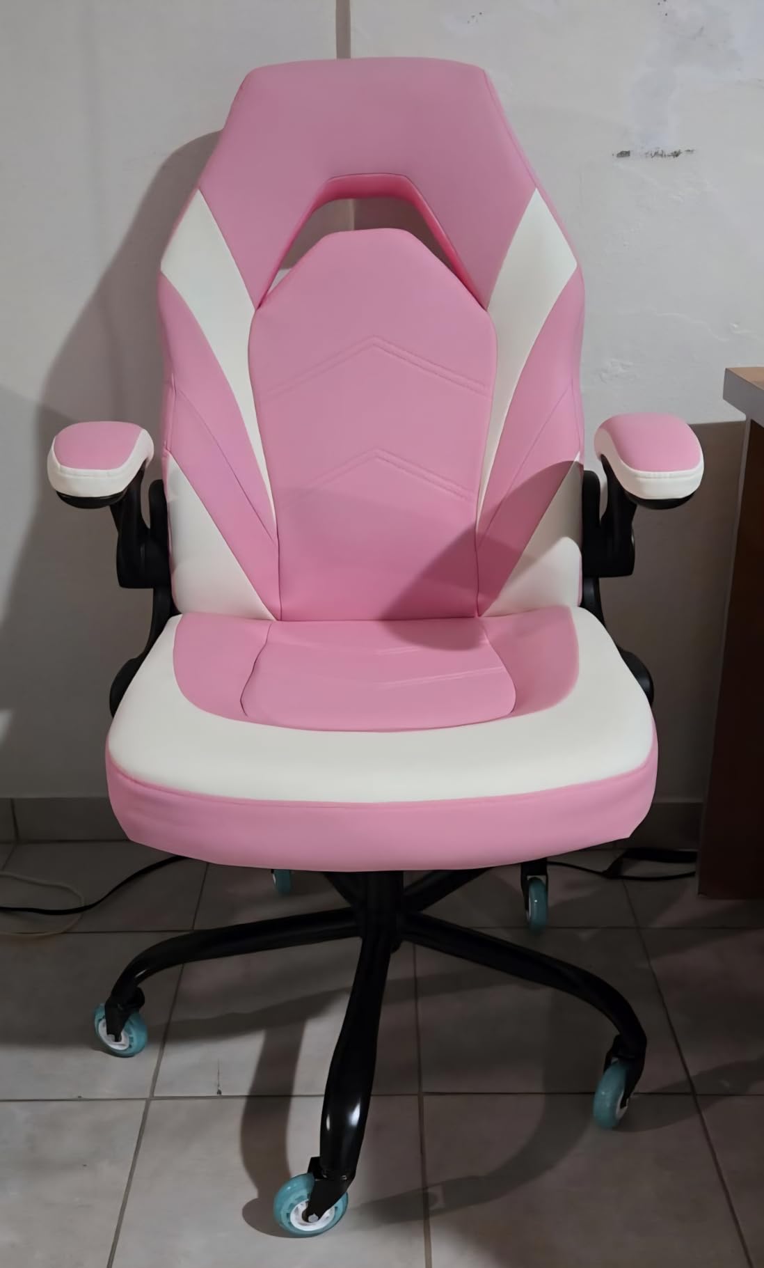 Sweetcrispy Computer Gaming Desk Chair - Ergonomic PU Leather with Comfy Lumbar Support, Height Adjustable Rolling Desk with Flip-up Armrests customer photo 1