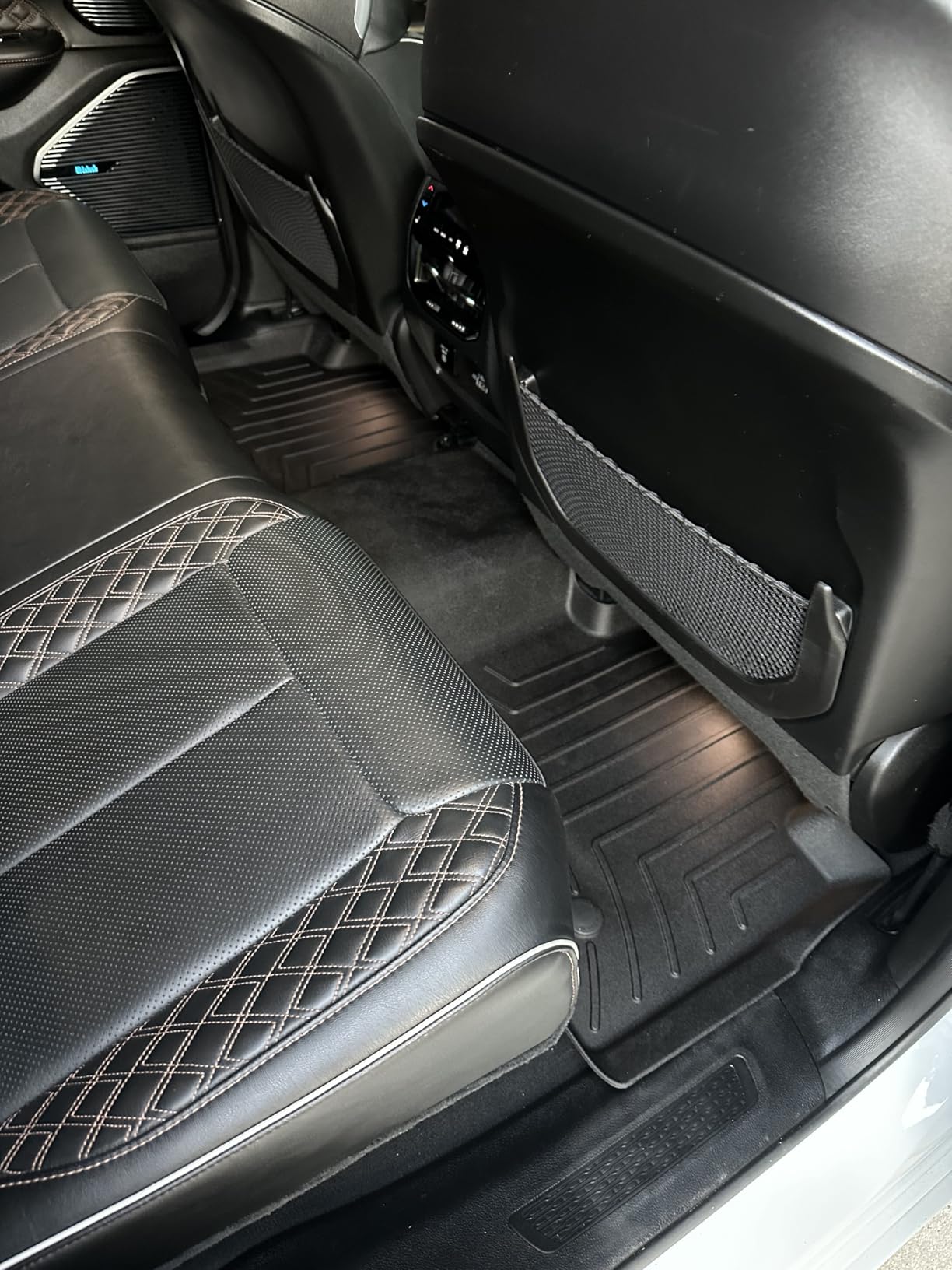 WeatherTech FloorLiner HP Custom Fit Floor Mats for Jeep Grand Cherokee 4xe - 1st & 2nd Row (4416961-4417822IM), Black customer photo 1