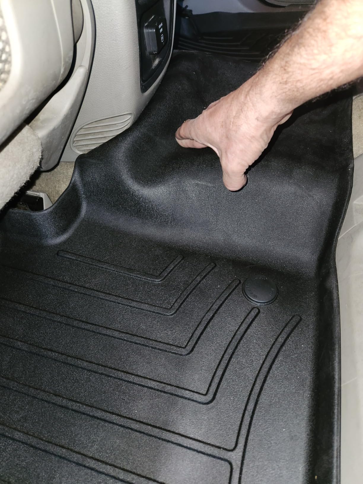 WeatherTech FloorLiner HP Custom Fit Floor Mats for Jeep Grand Cherokee 4xe - 1st & 2nd Row (4416961-4417822IM), Black customer photo 2
