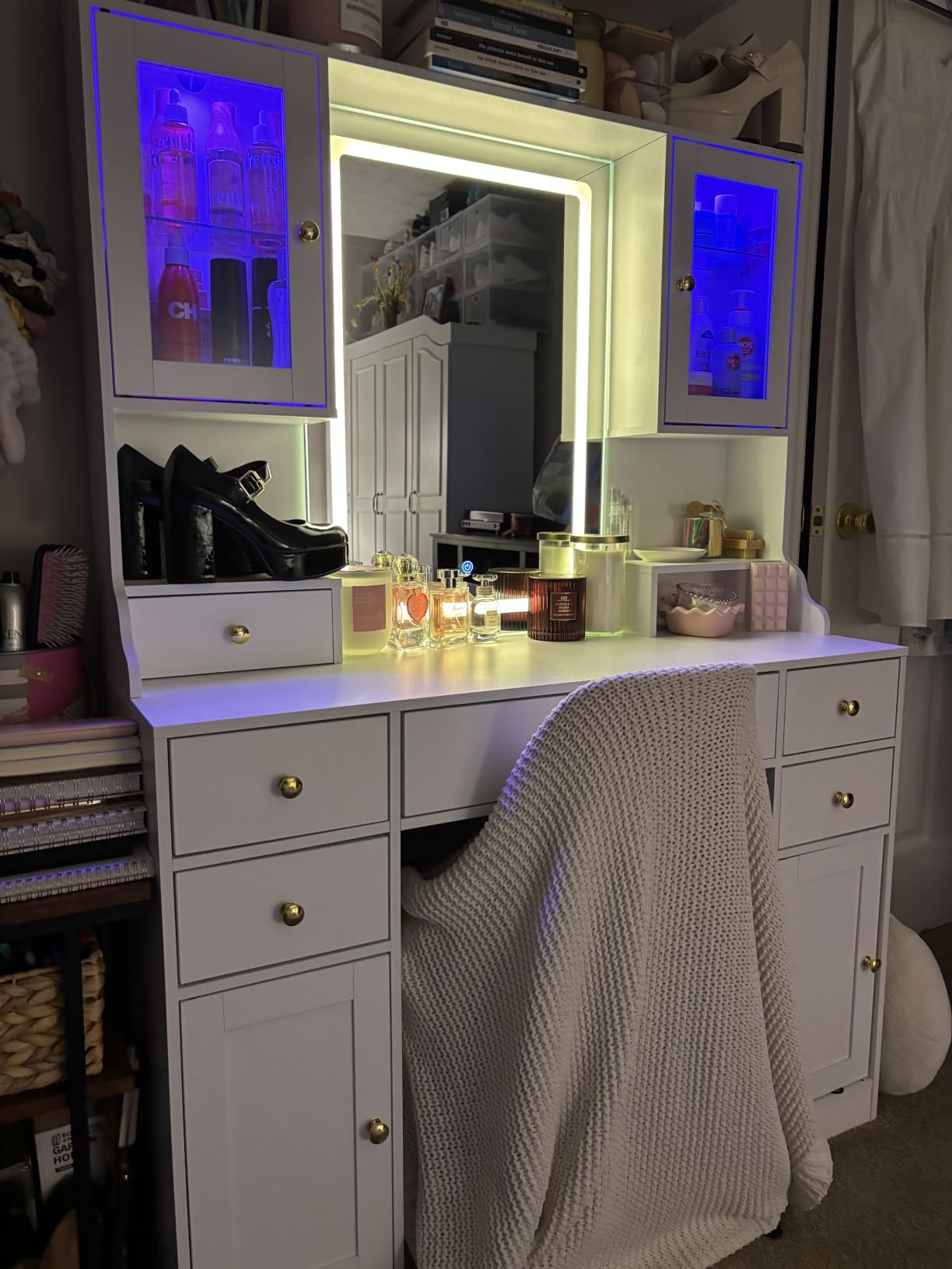 CSZZD White Makeup Vanity Desk with LED Mirror & RGB Cabinets customer photo 1