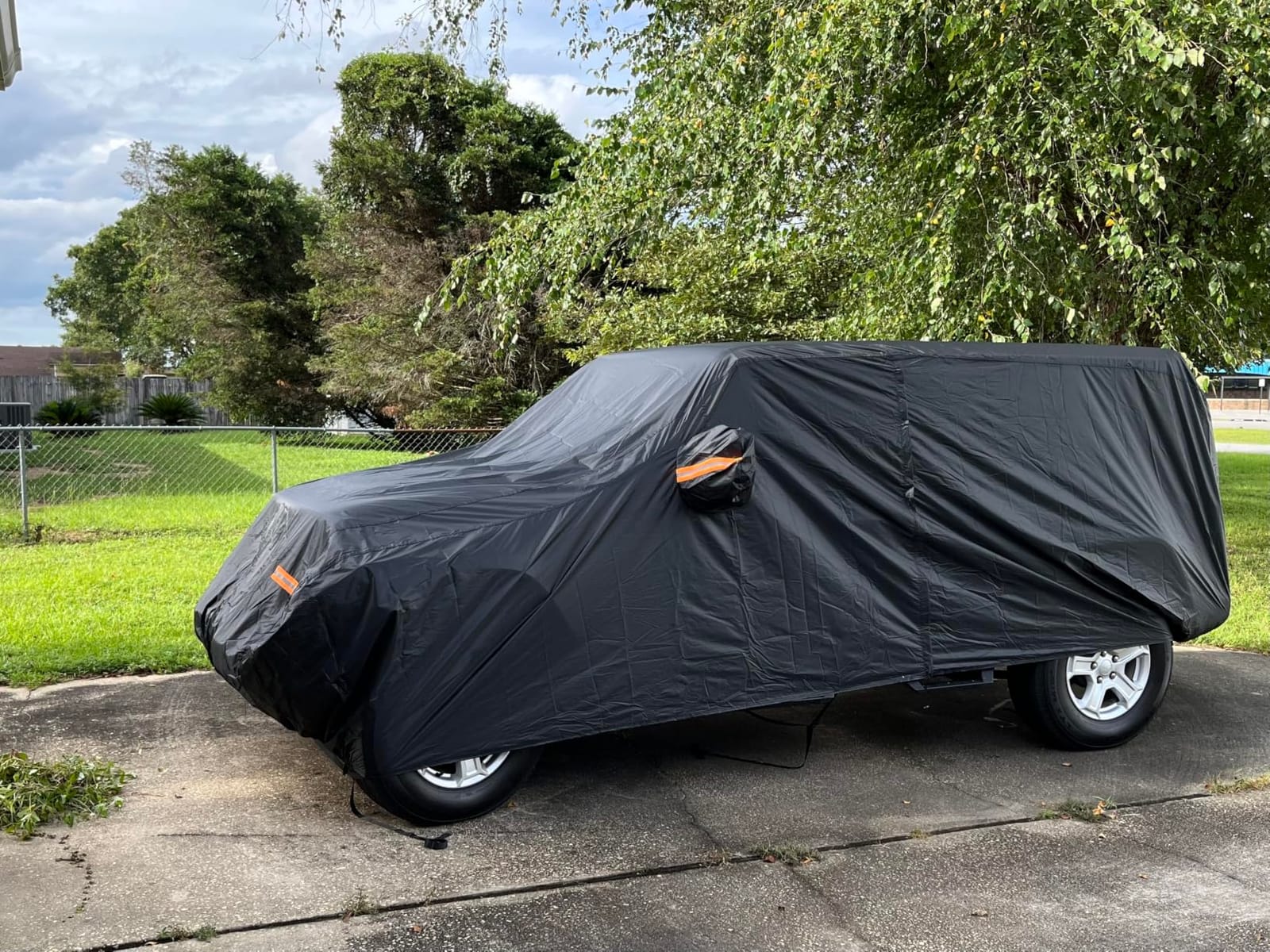 Car Cover Custom Fit for Toyota Tacoma 2005-2025, Waterproof All Weather for Automobiles Full Exterior Cover Rain Sun Snow Protector with Door Zipper Black customer photo 2