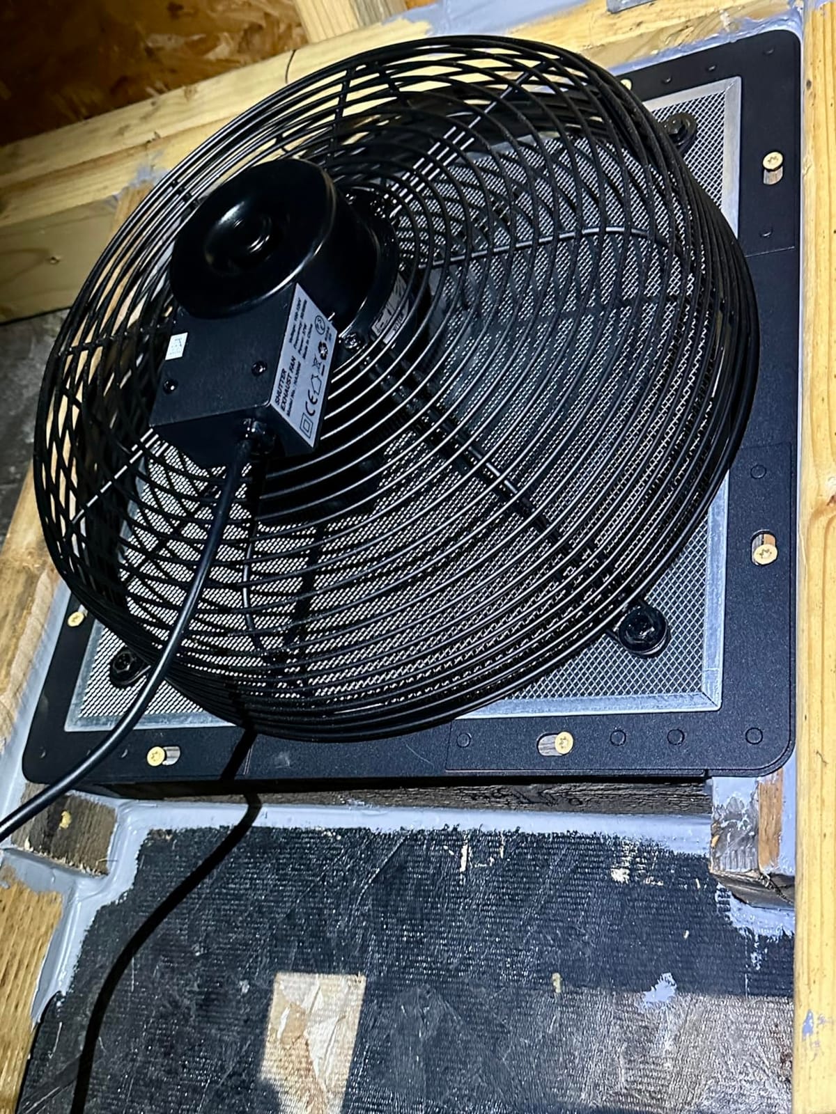 HG Power Upgraded 10 Inch Shutter Exhaust Fan with Speed Controller, 647CFM High-Speed Vent Fan with Mesh Screen, 1400RPM Wall Mounted Attic Fan for Shed, Garage, Greenhouse Ventilation, Black customer photo 2