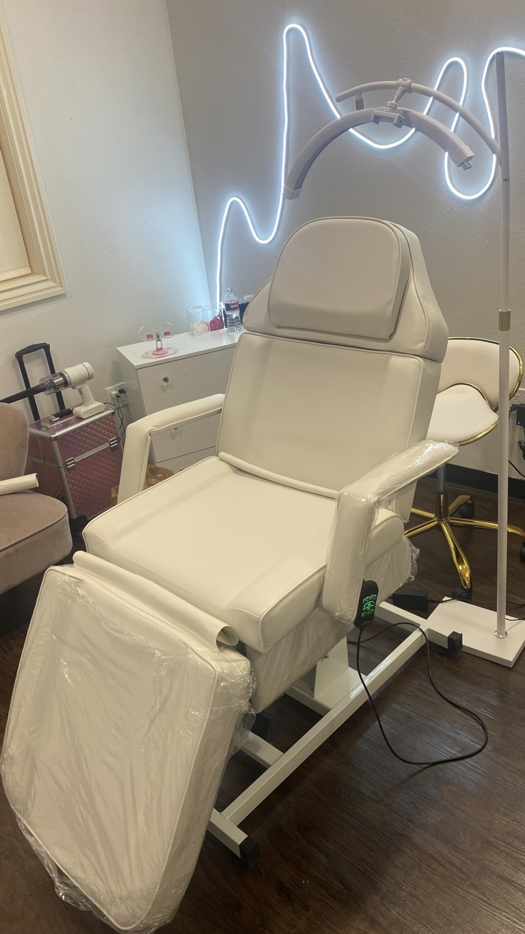OmySalon Fully Electric Salon Facial Bed Chair, Multi-Purpose Massage Tattoo Lash Waxing Table, Height Backrest Footrest Adjustable, for Beauty Barber Spa (White) customer photo 2