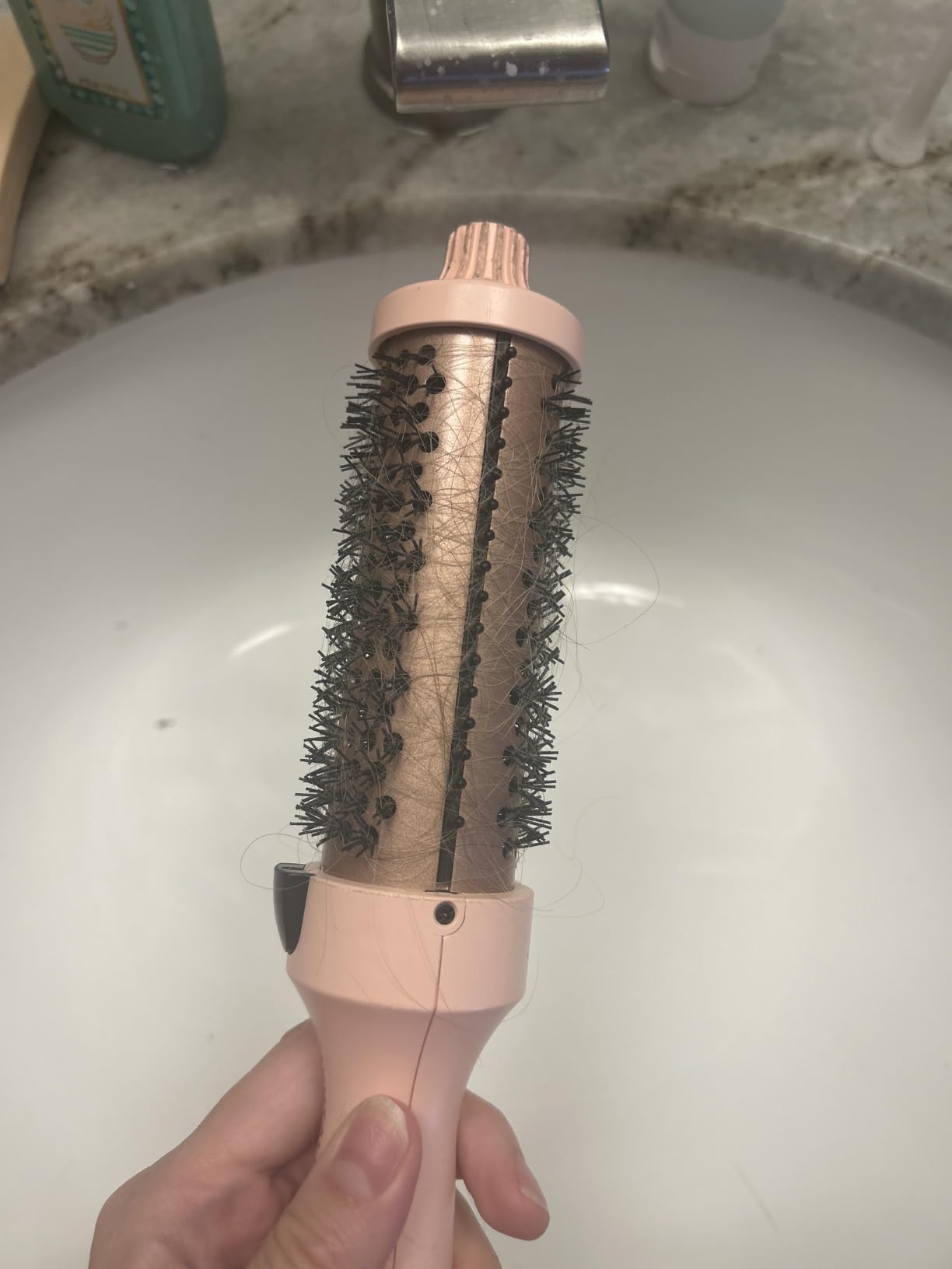 Wavytalk Thermal Brush Blowout Boost 1.5″ Heat Round Brush for Blowout Look customer photo 1