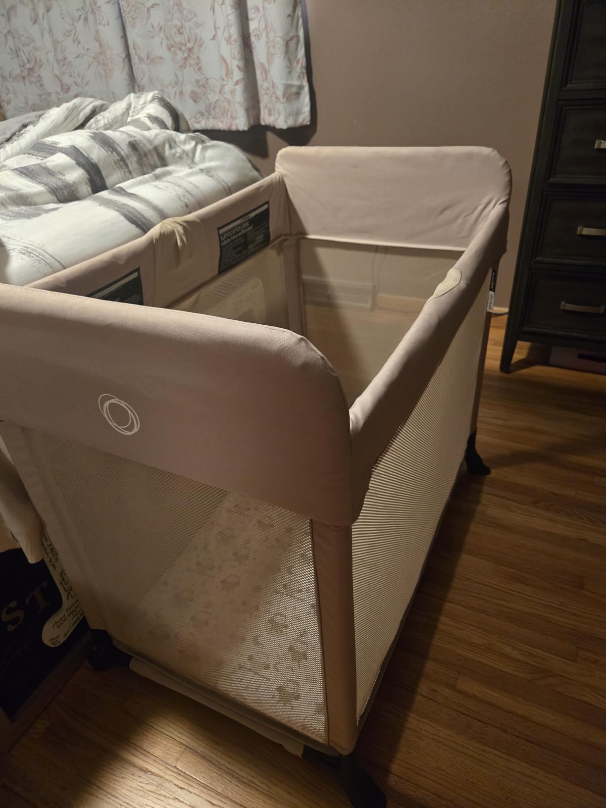 Bugaboo Stardust Portable Playard 1 Second Fold Travel Play Yard - Taupe | Built-in mattress, zip-in bassinet, mesh airflow panels, travel bag included customer photo 1