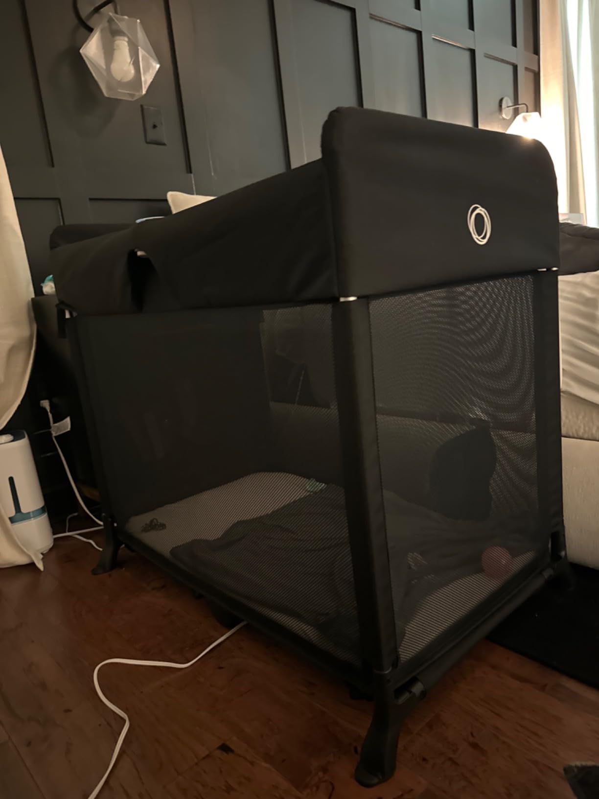Bugaboo Stardust Portable Playard 1 Second Fold Travel Play Yard - Taupe | Built-in mattress, zip-in bassinet, mesh airflow panels, travel bag included customer photo 2