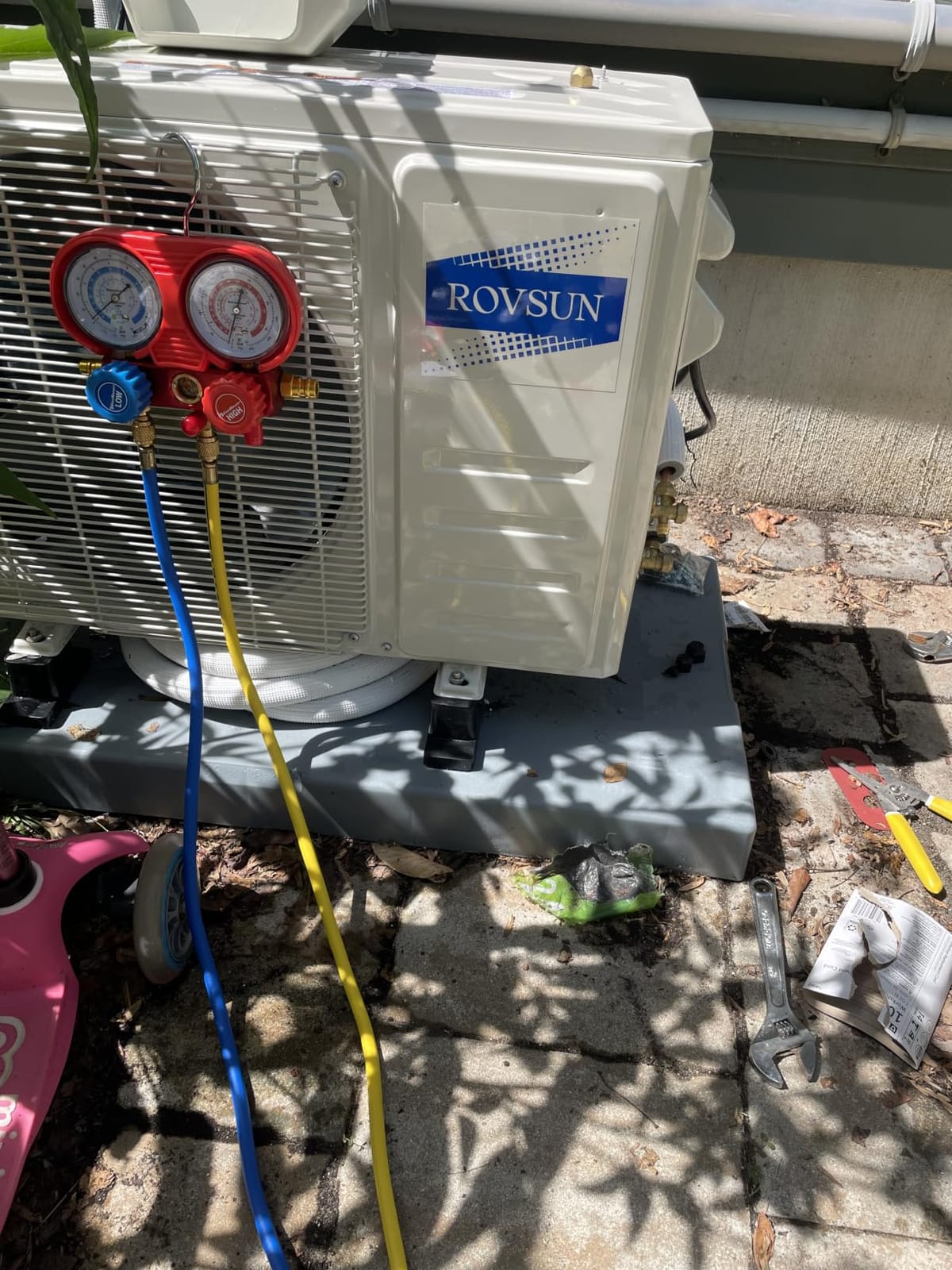 ROVSUN 11500 BTU Wifi Enabled Mini Split Air Conditioner & Heater, 17 SEER2 230V Inverter Ductless Wall AC Unit with Pre-Charged Condenser, Heat Pump & Installation Kit customer photo 1
