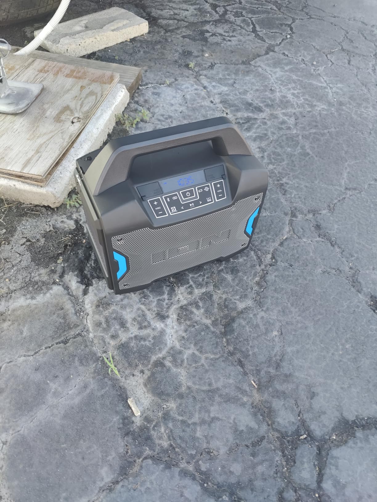 ION Tailgater Boom 60W Portable Bluetooth Outdoor Speaker | Water Resistant, Radio, Mic Input, USB Charging, Stereo Linking, Bass Boost and App Control, for Parties and Outdoor Events customer photo 2