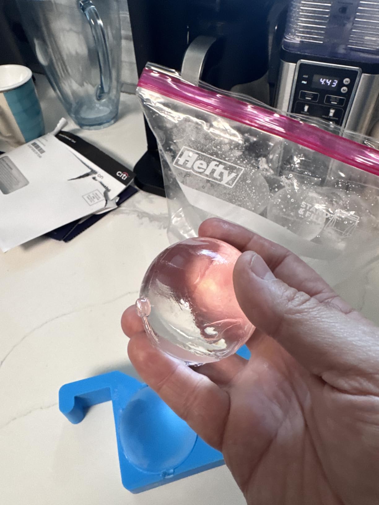 True Cubes Clear Ice Sphere Maker | with Storage Bag | BPA-Free Mold | 4 crystal-clear ice spheres via directional freezing - slow-melting, BPA-free, easy release. Perfect whiskey gift. customer photo 1