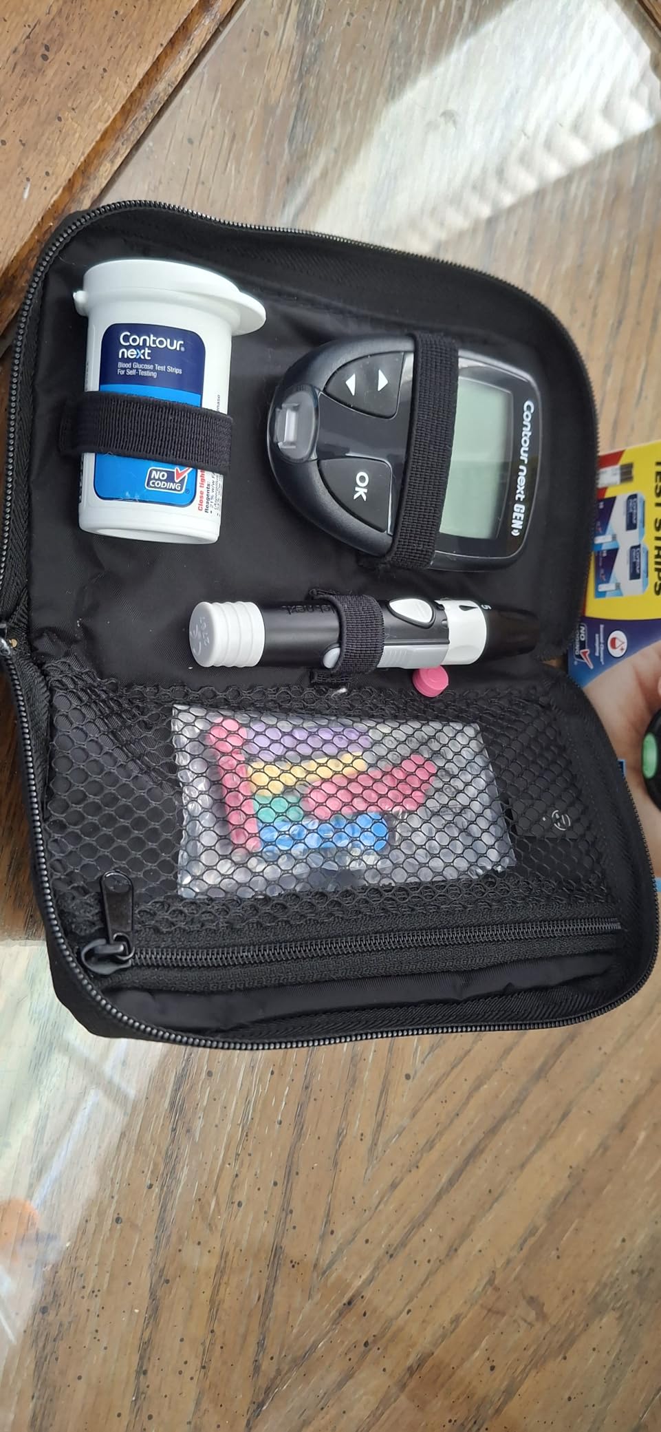 Ascensia CONTOUR NEXT GEN Blood Glucose Monitor All in One Kit + 20 Strips customer photo 1