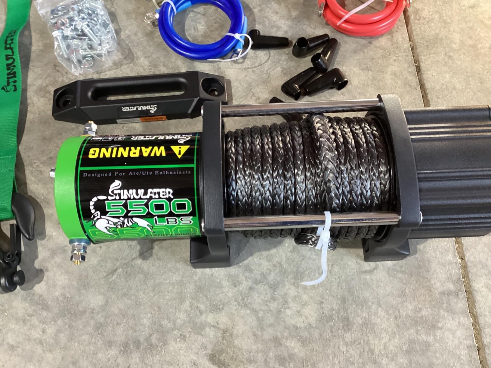 STIMULATER 5500LB ATV/UTV Winch, 12V Electric Winch with 1/4'' x 50' Synthetic Rope, Wireless Remote and Wired Switch, Hawse Fairlead and Hook, IP67 Waterproof customer photo 1