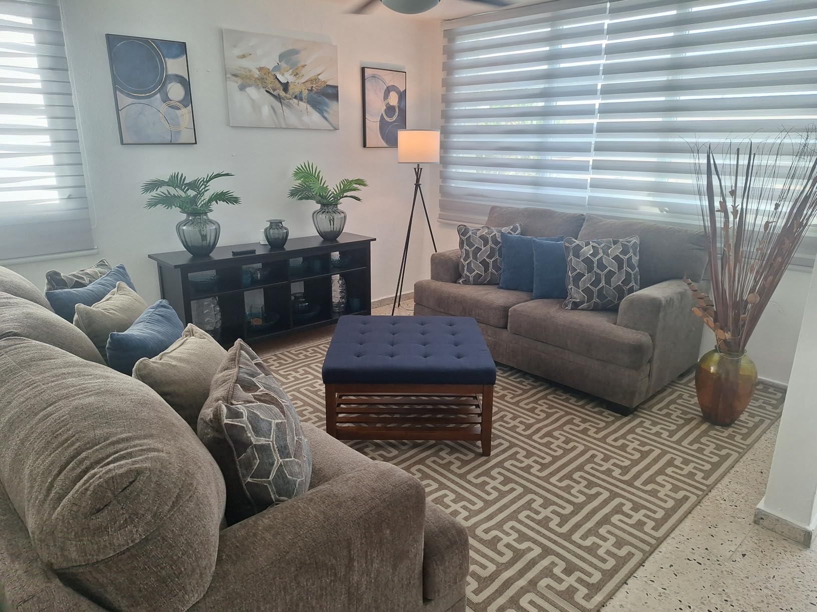 Black Tripod Floor Lamp, 61” Floor Lamps for Living Room with Rotary Switch customer photo 2