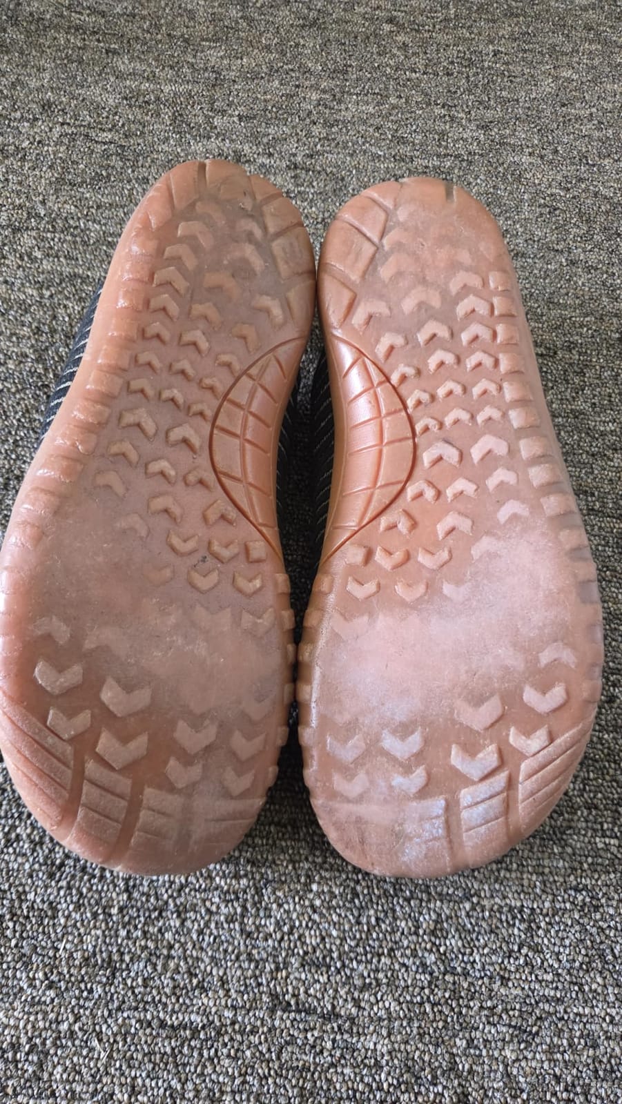 WHITIN Men's Wide Barefoot Trail-Running Shoes W51 customer photo 2