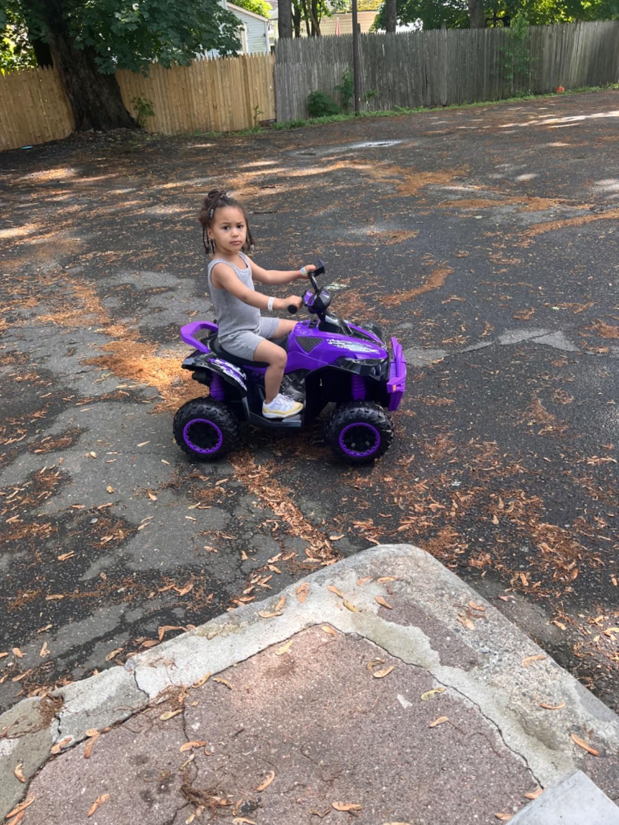 INFANS Kids ATV, 12V 4 Wheeler Ride on Toy, Dark Black customer photo 1