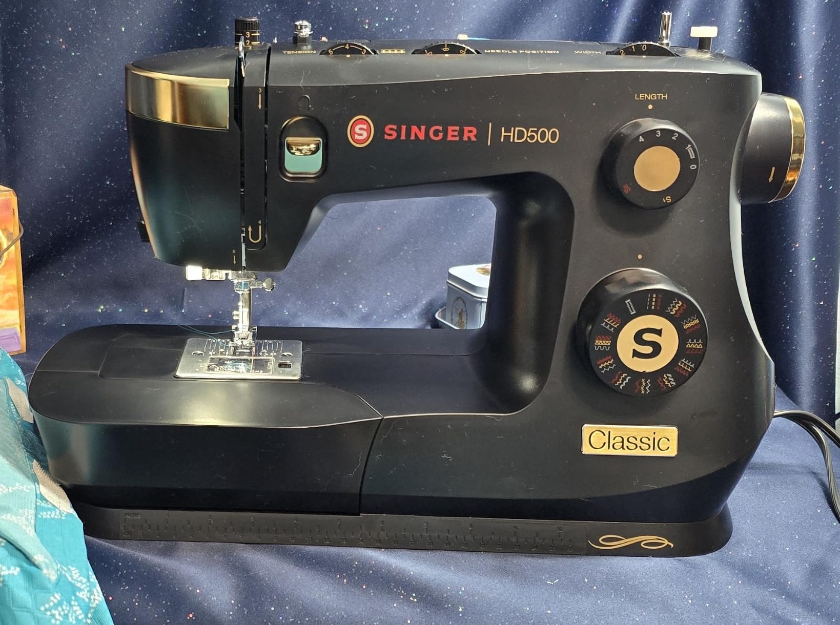 SINGER Heavy Duty 500 Classic High Speed Sewing Machine, Metal Frame, LED Light customer photo 1